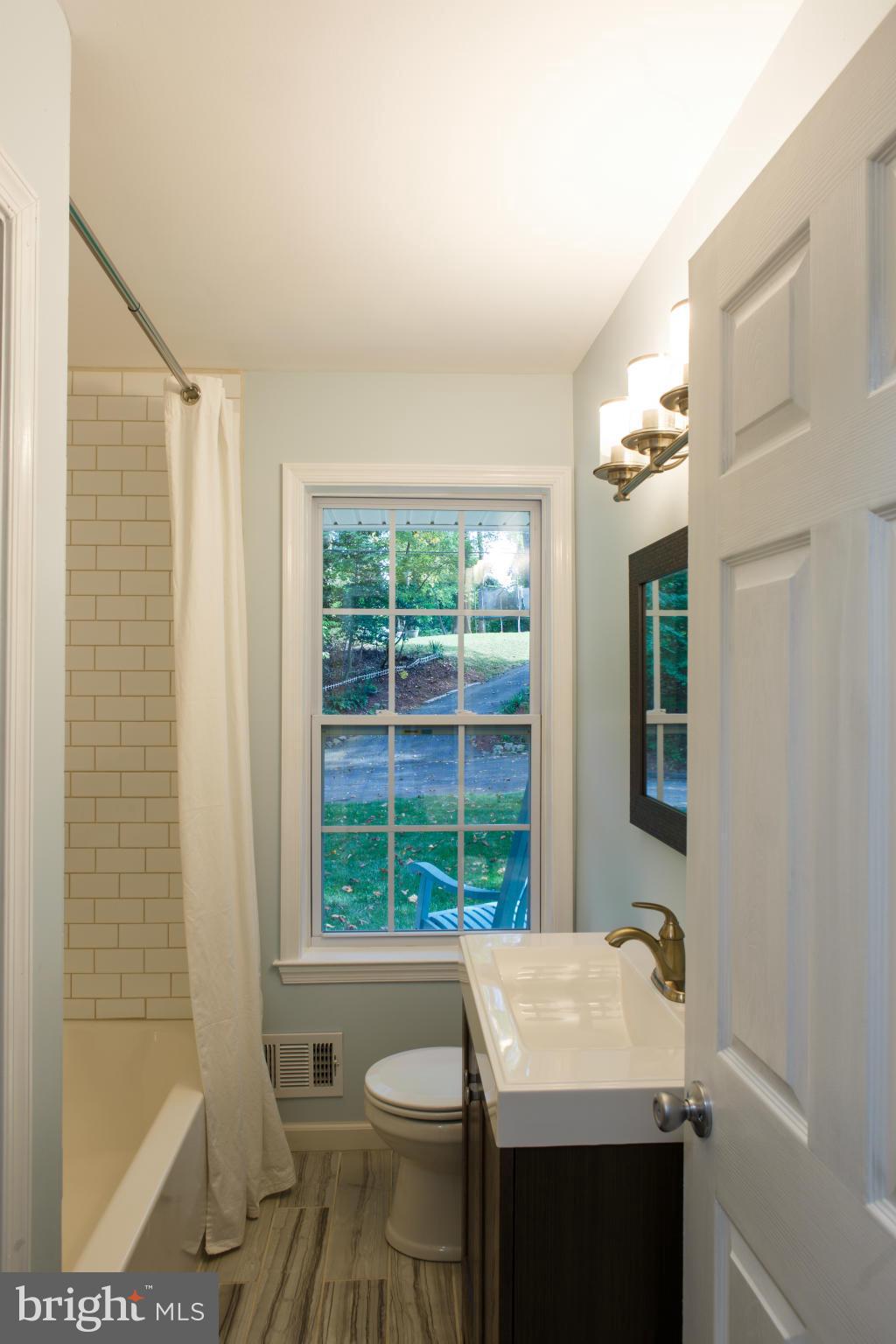 LINCOLN HEIGHTS - Residential