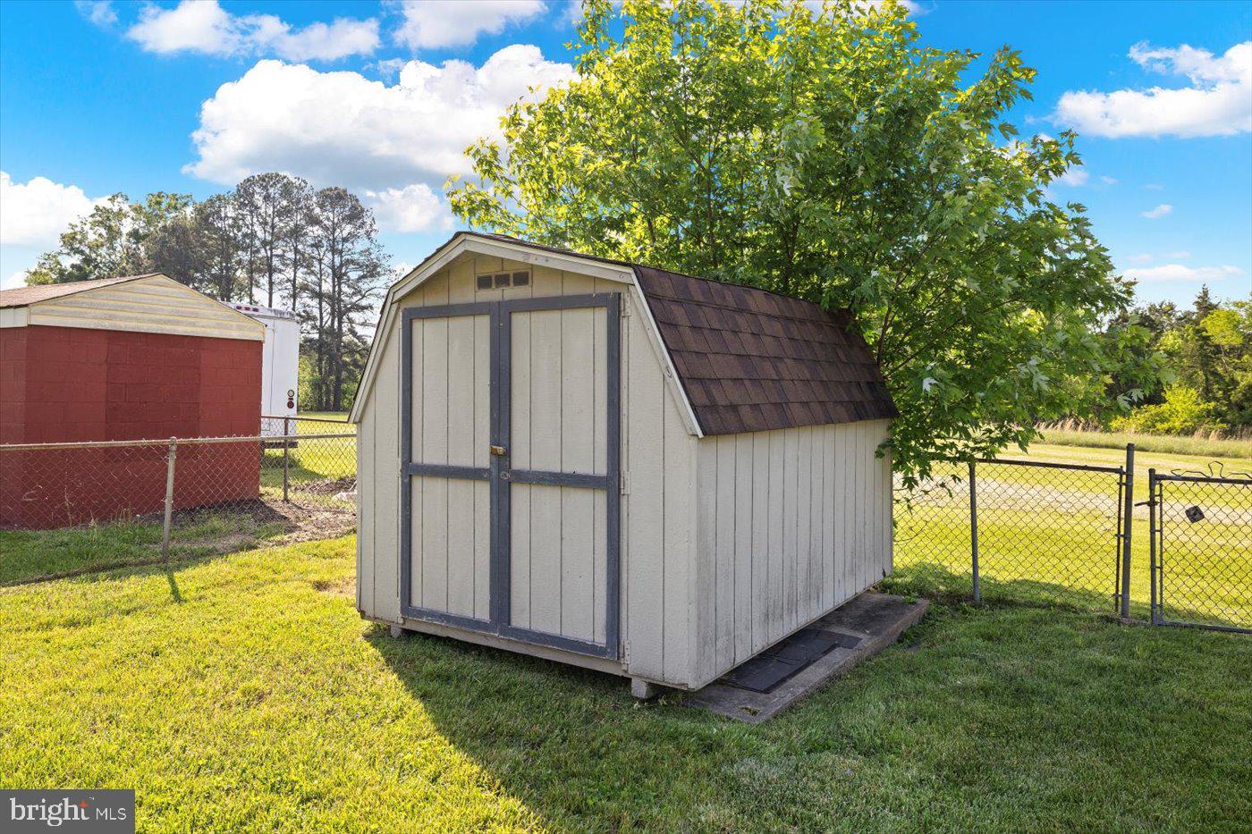 NOBLE HEIGHTS - Residential