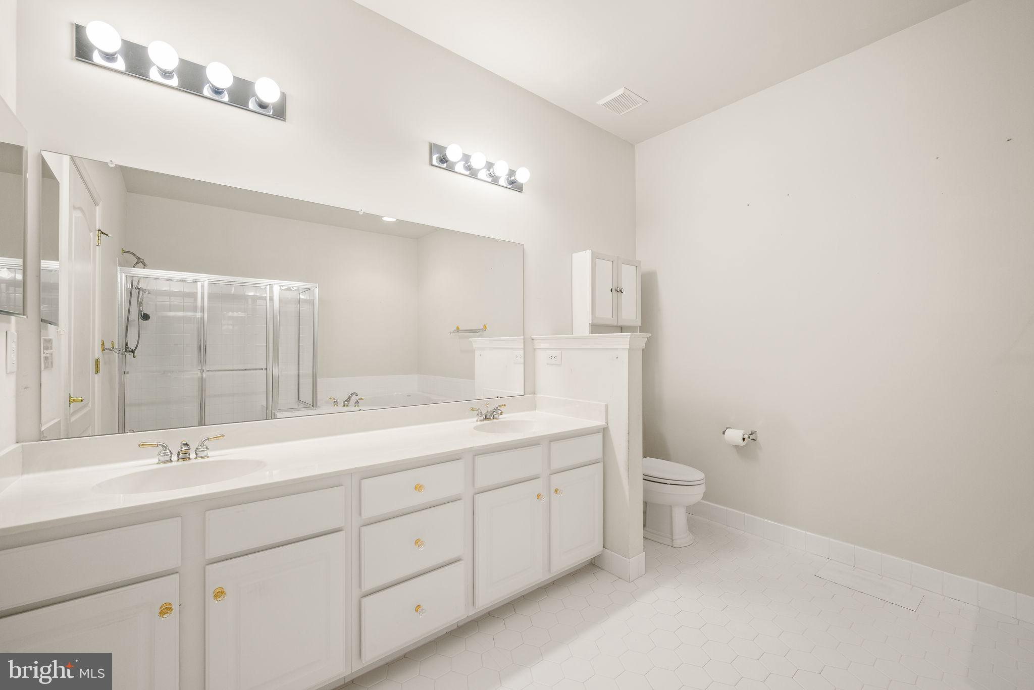 HERSHEYS MILL - Residential