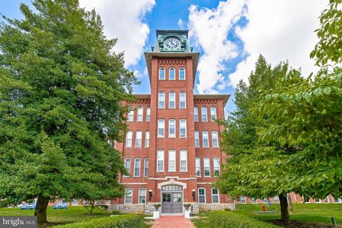 Photo of 917 Columbia Avenue #211, LANCASTER, PA 17603 (MLS # PALA2074752)