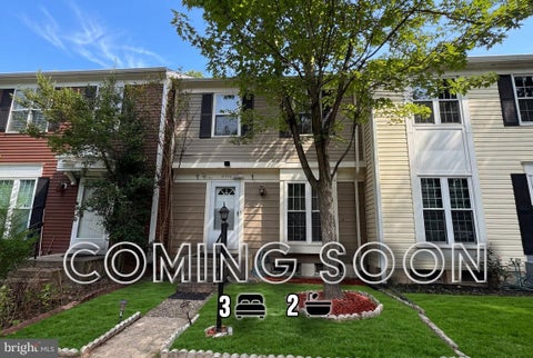 Photo of 14936 Lady Madonna Court, CENTREVILLE, VA 20120 (MLS # VAFX2342512)