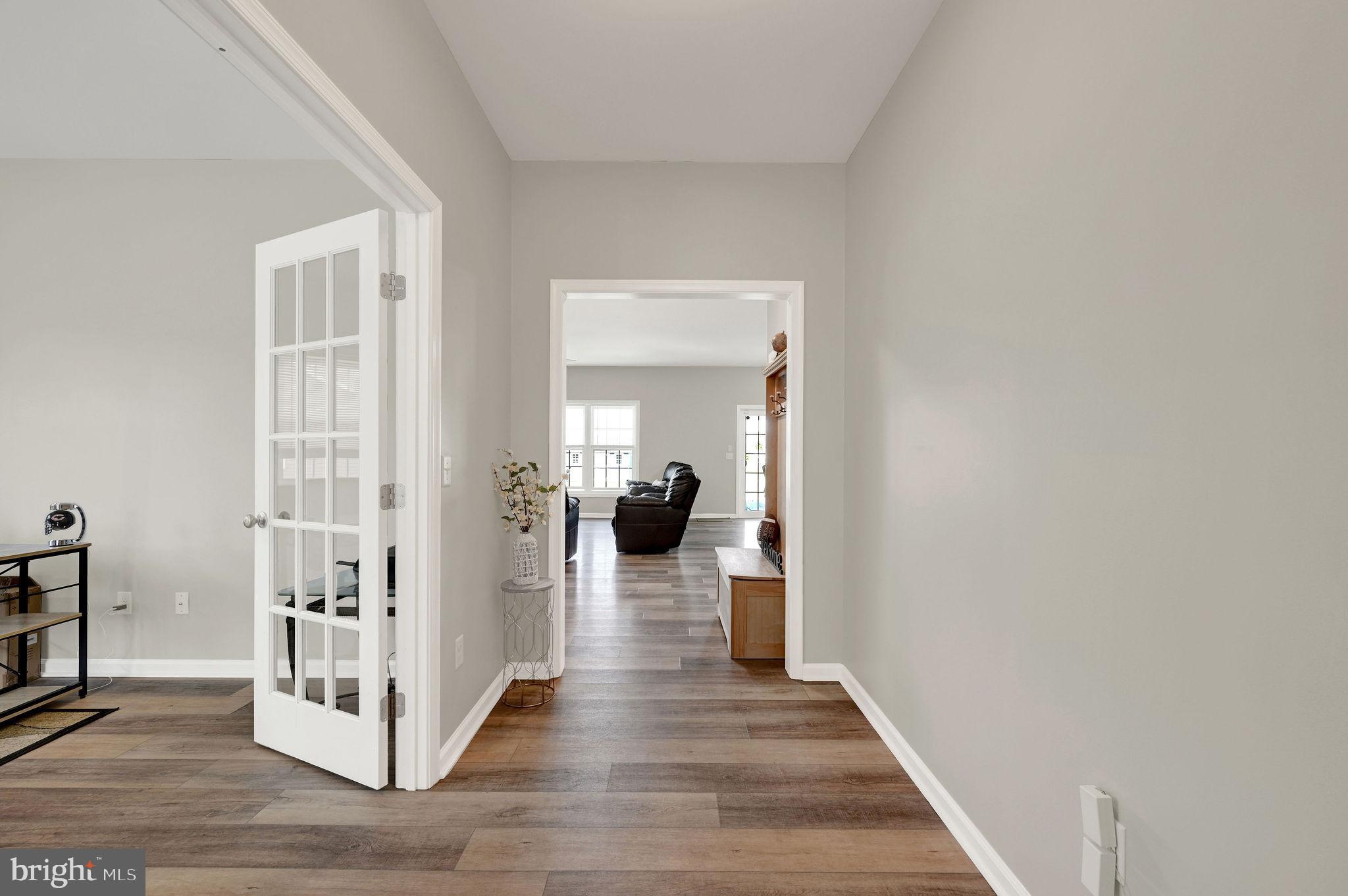 258 NIGHTINGALE DRIVE