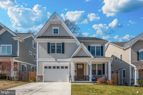 Homes For Sale - 10008 Dickens Avenue<br/> BETHESDA, MD 20814