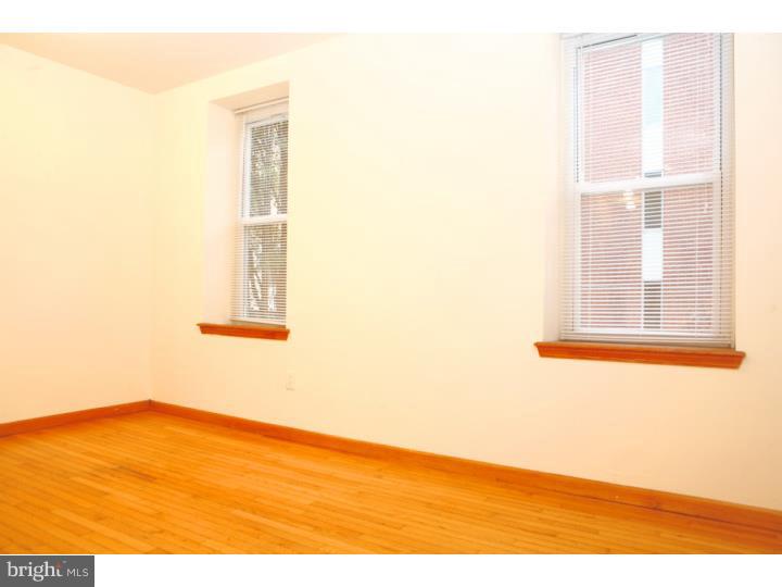 WASHINGTON SQ - Residential Lease