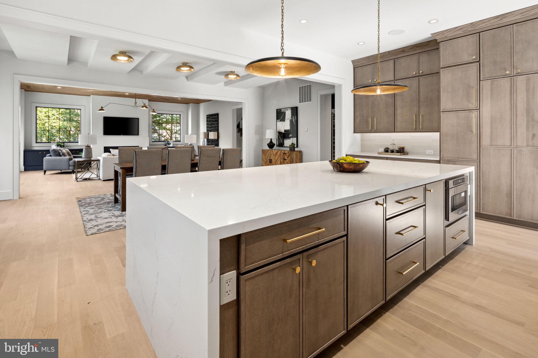 LANGLEY FOREST - Residential