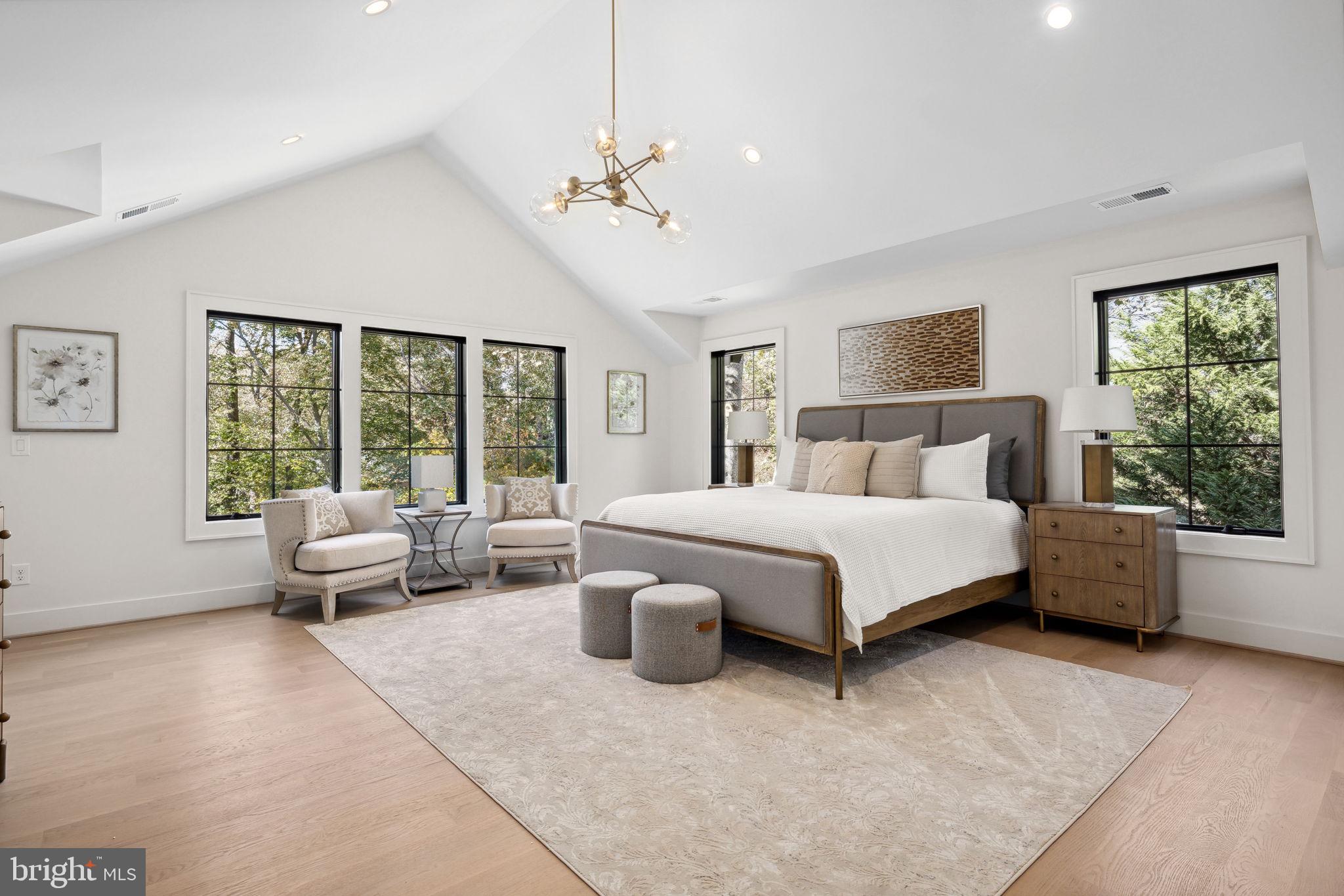 LANGLEY FOREST - Residential