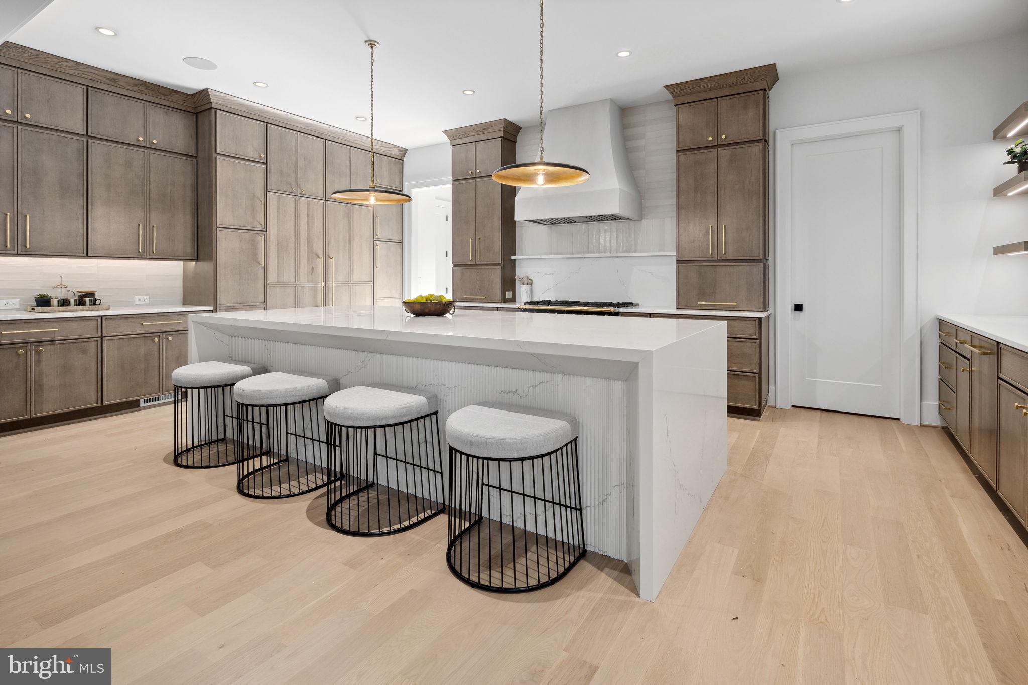 LANGLEY FOREST - Residential