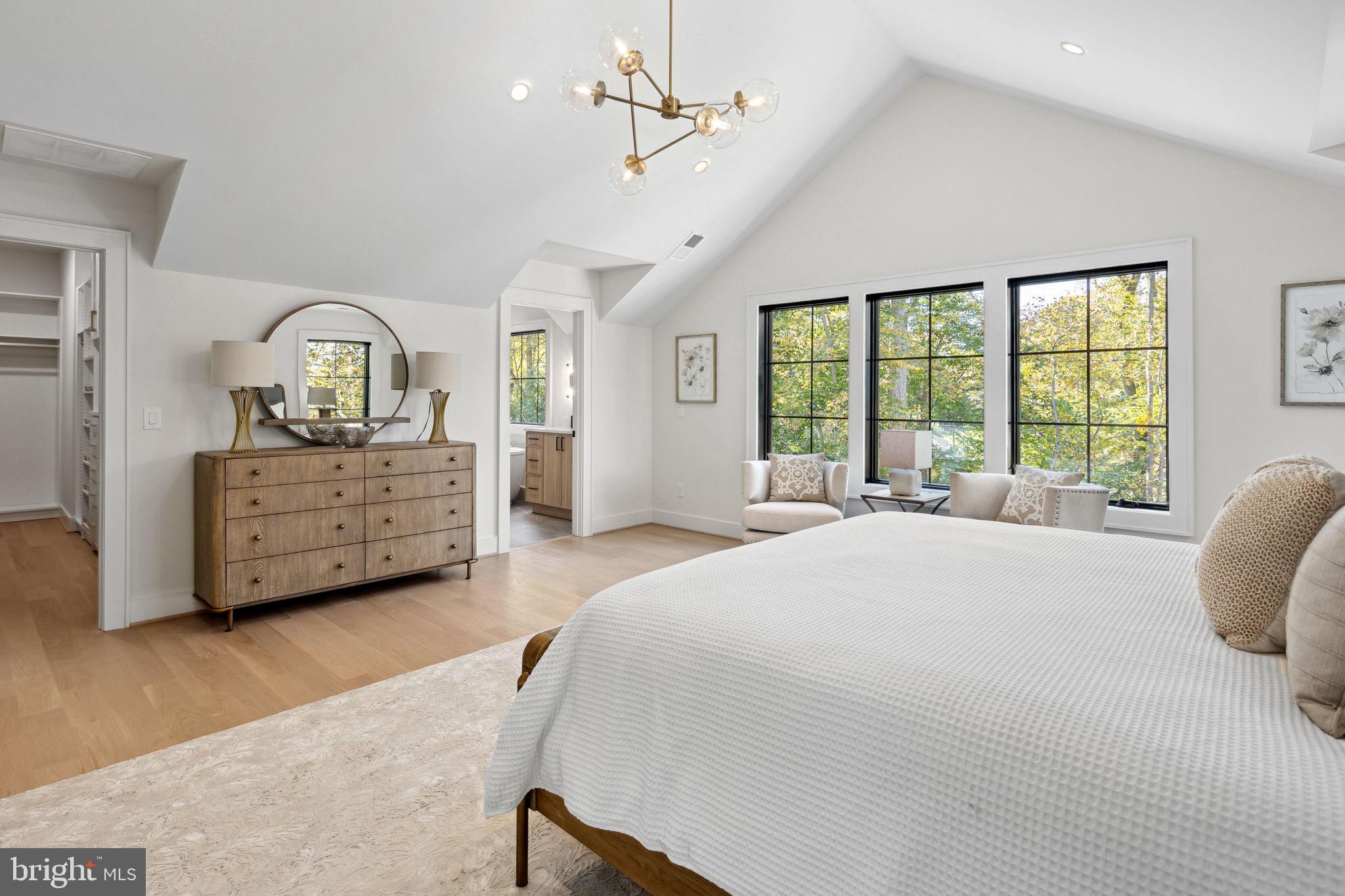 LANGLEY FOREST - Residential