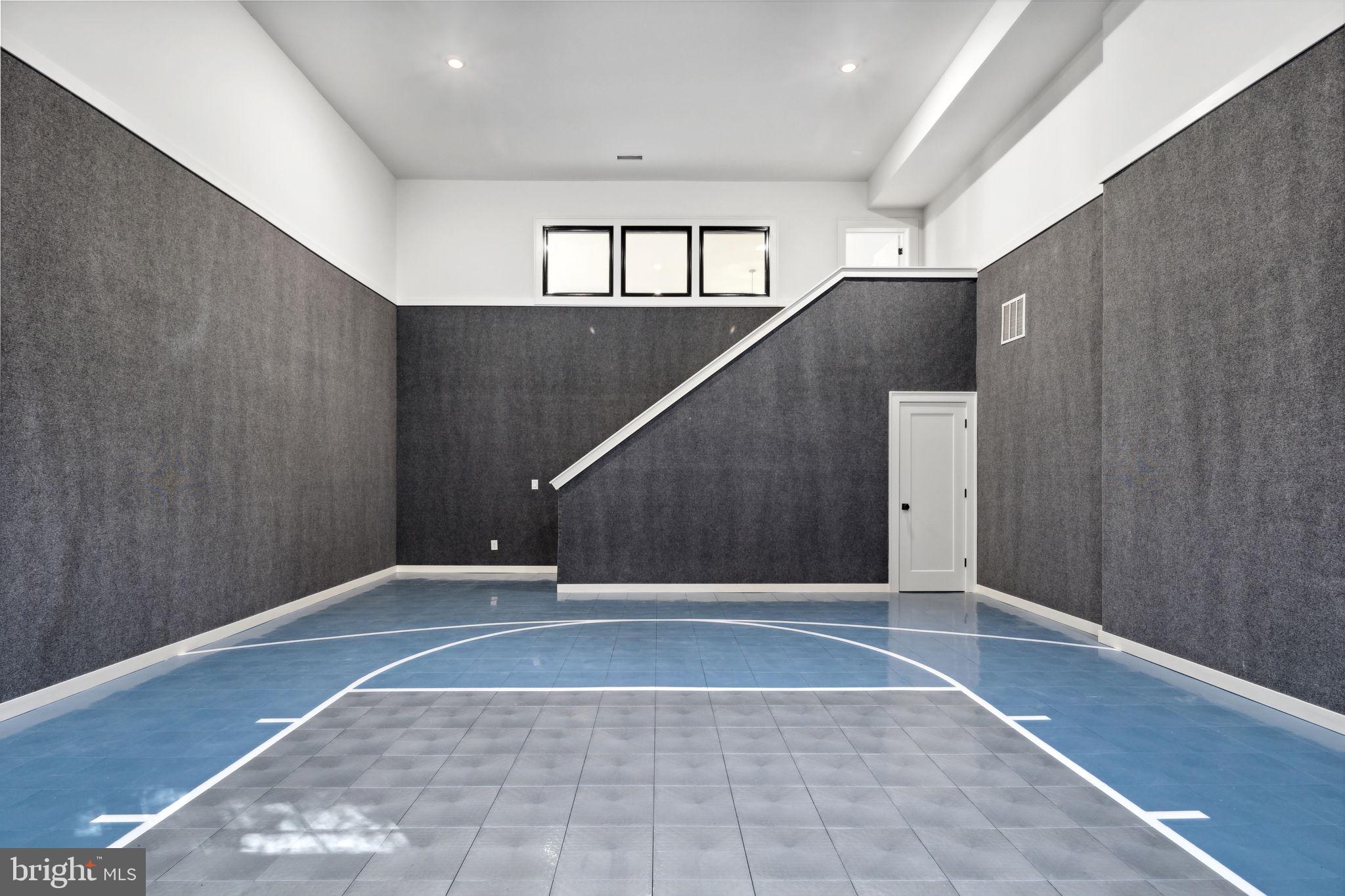 LANGLEY FOREST - Residential