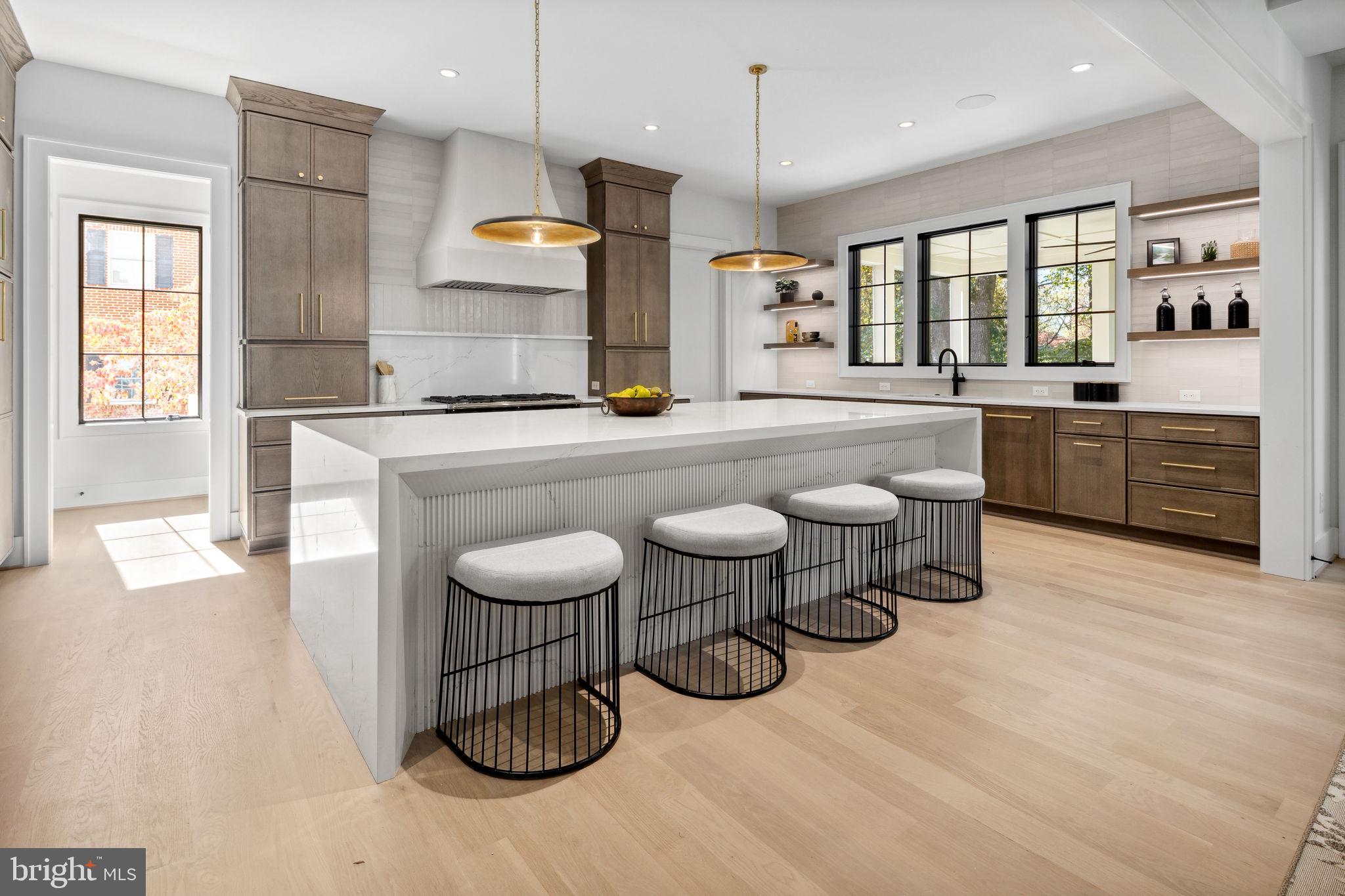 LANGLEY FOREST - Residential