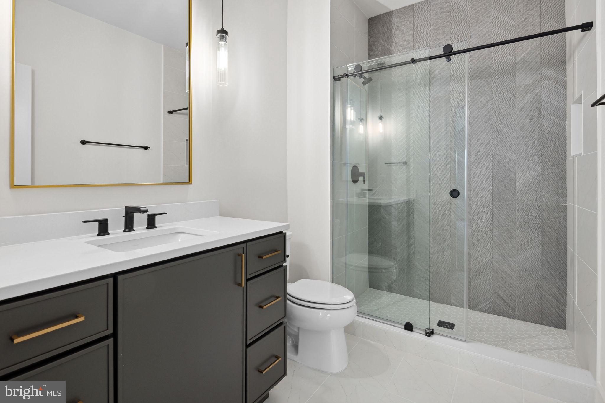 LANGLEY FOREST - Residential