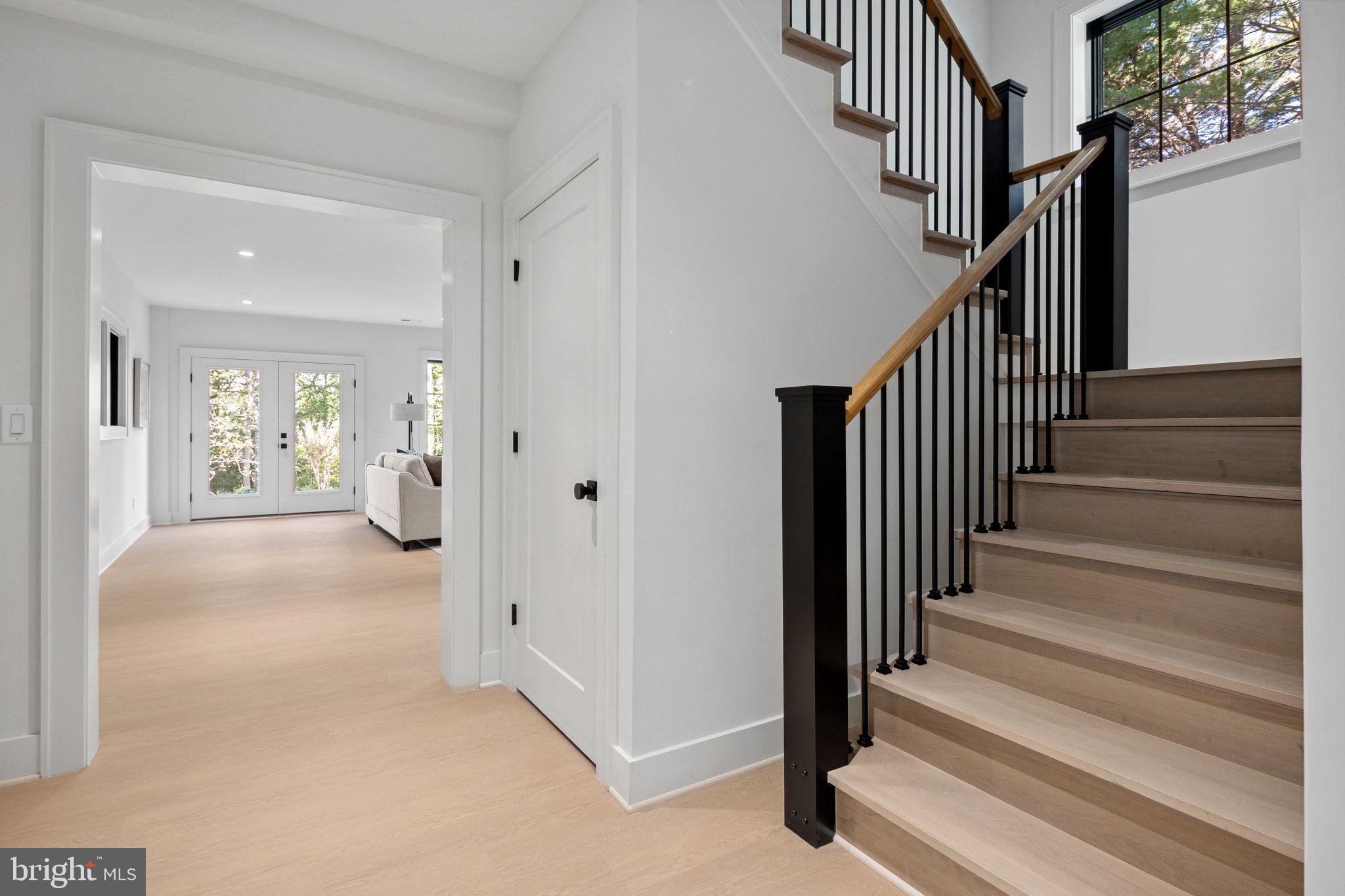 LANGLEY FOREST - Residential