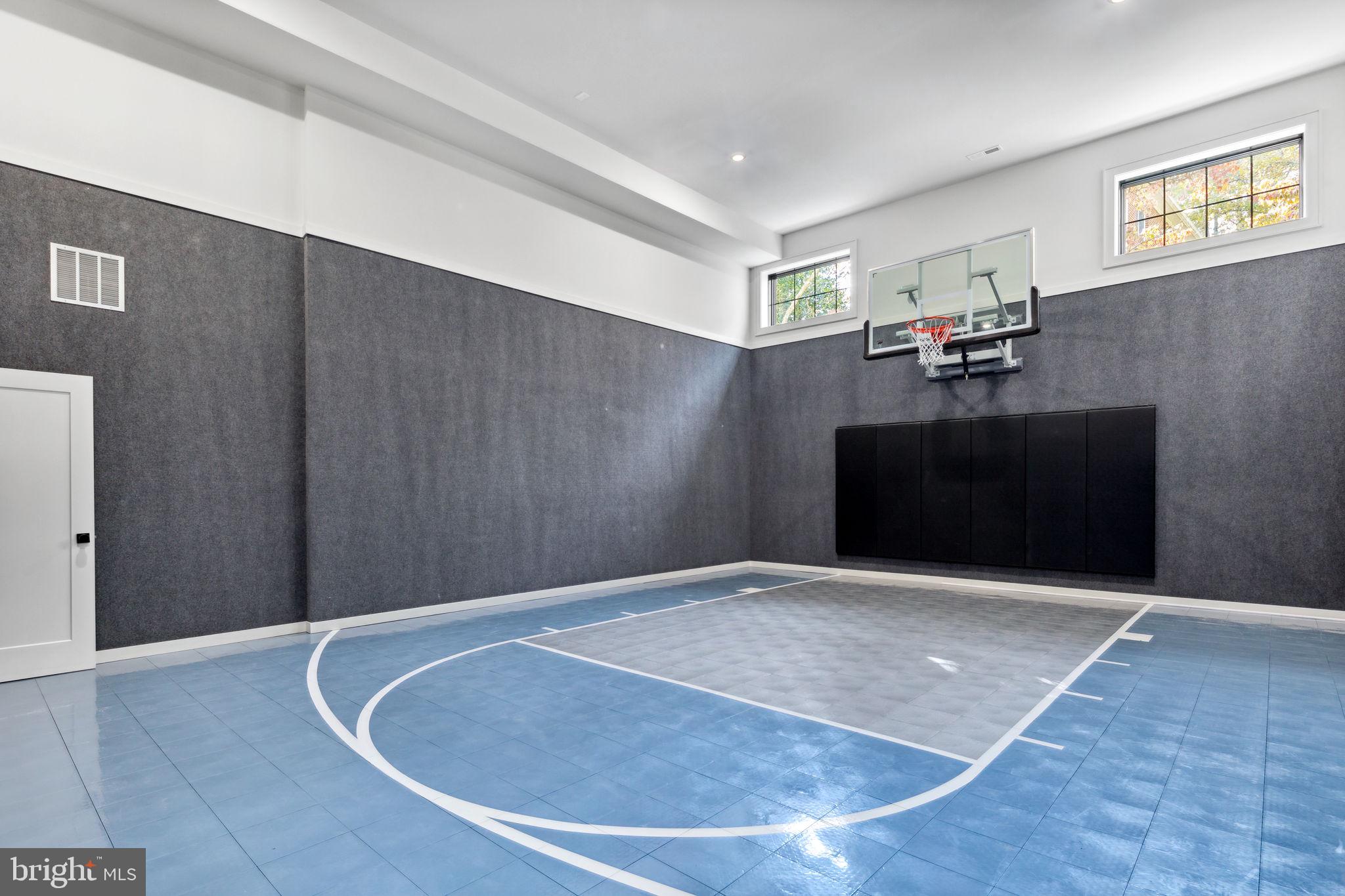 LANGLEY FOREST - Residential