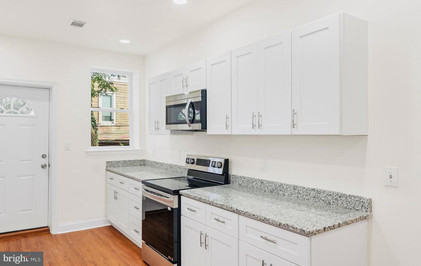 MILL CREEK - Residential