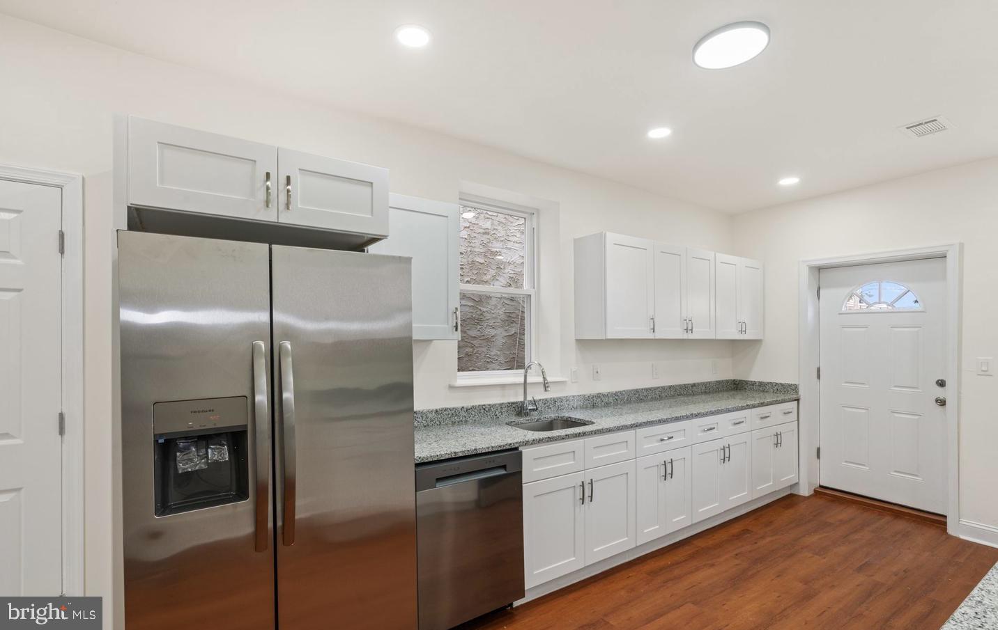 MILL CREEK - Residential