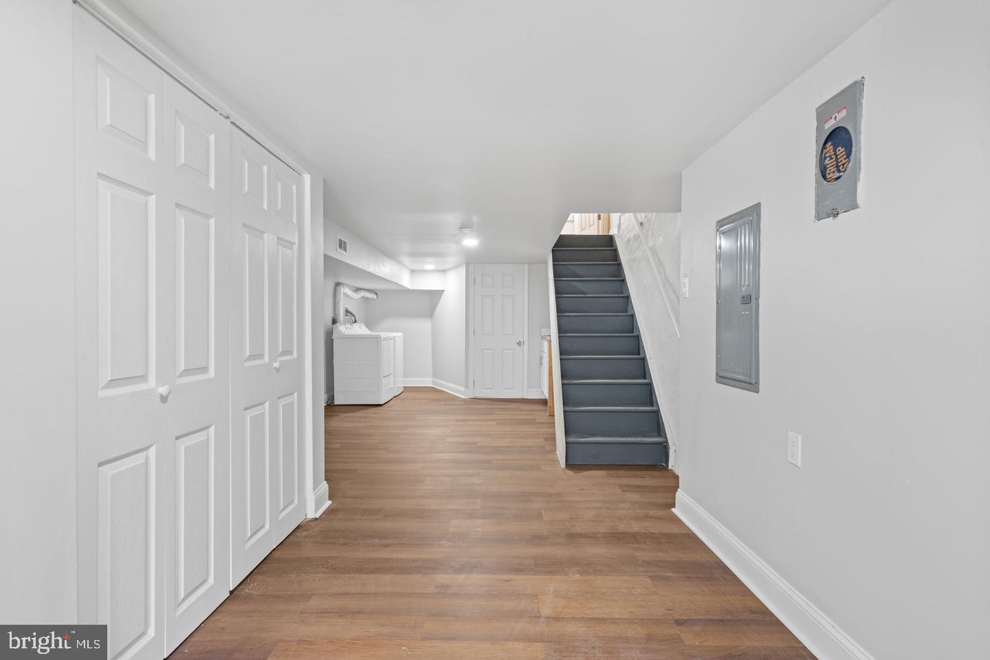 MILL CREEK - Residential