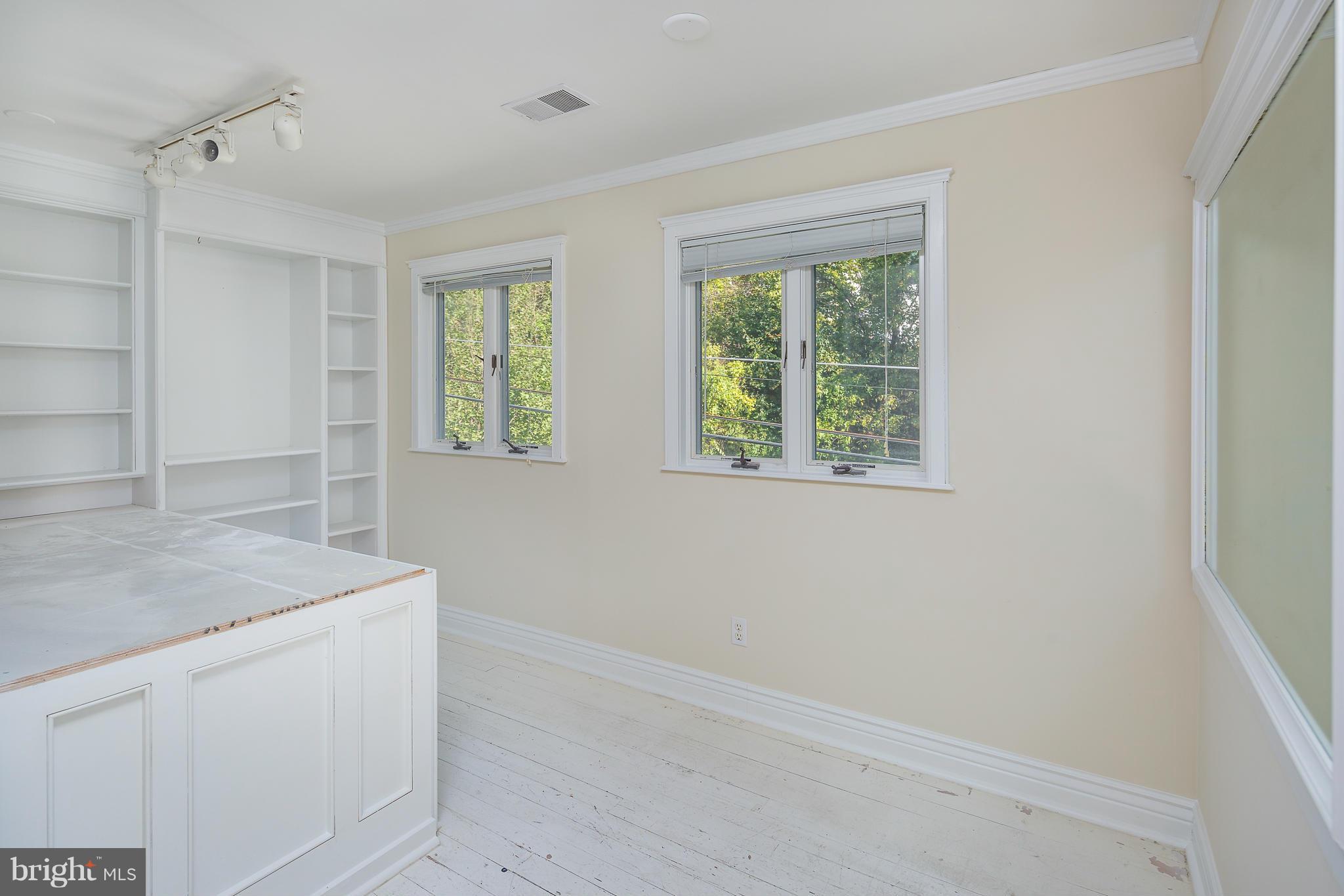 CARBOROUGH HEIGHTS - Residential Lease