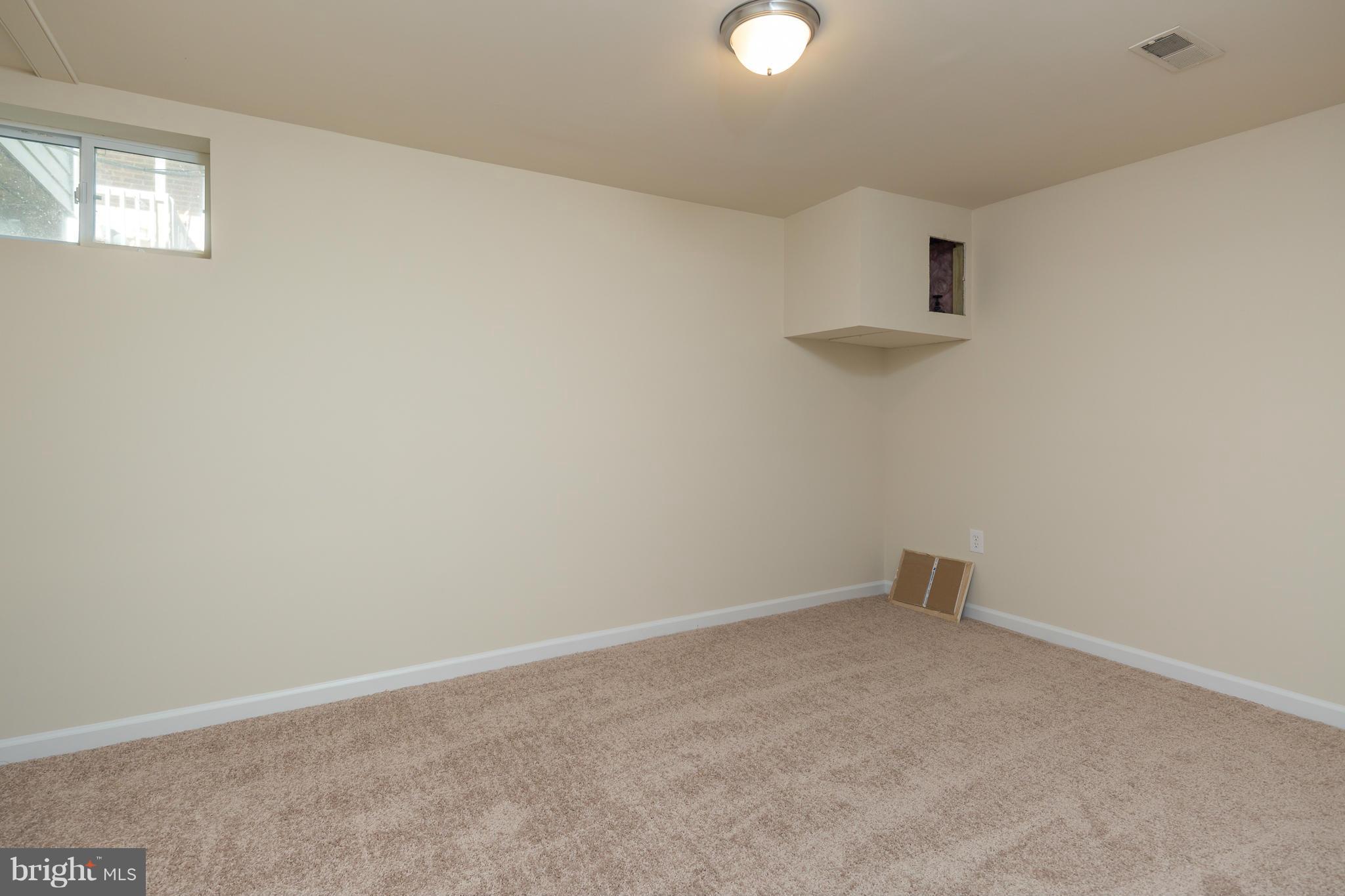 CARBOROUGH HEIGHTS - Residential Lease