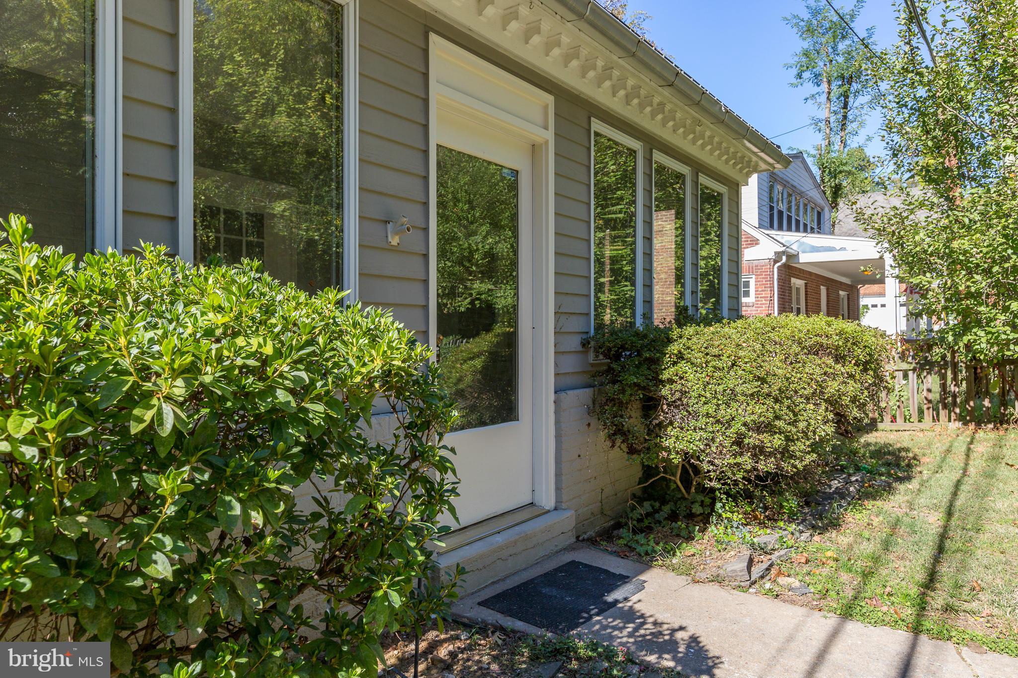 CARBOROUGH HEIGHTS - Residential Lease