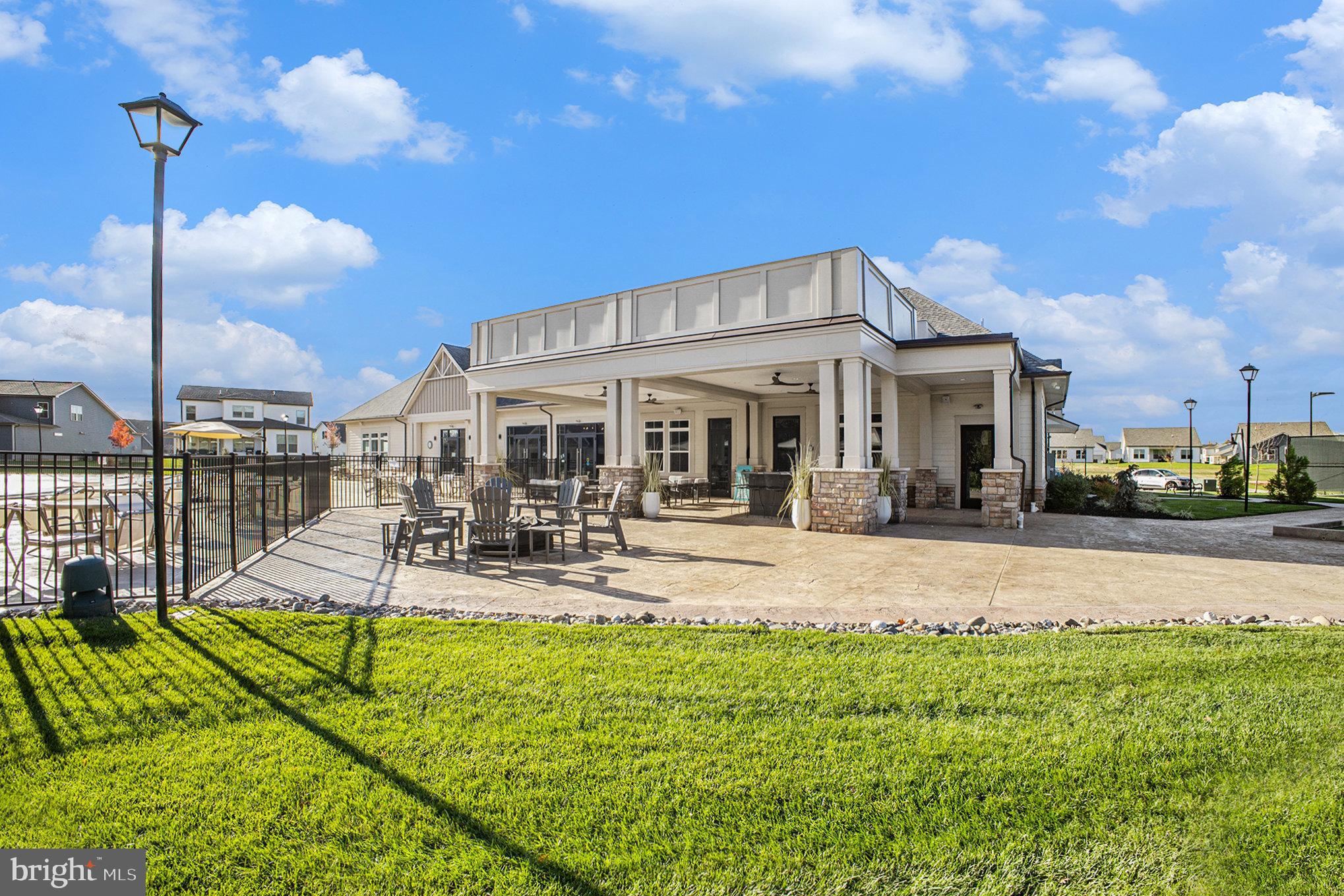 DEL WEBB NORTH PENN - Residential