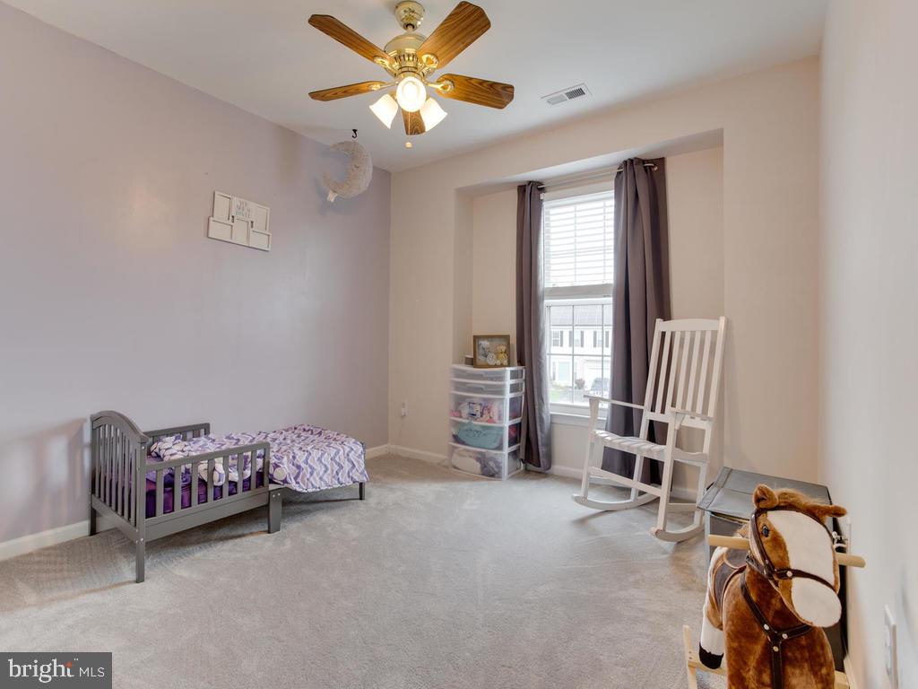 SEVEN OAKS - Residential