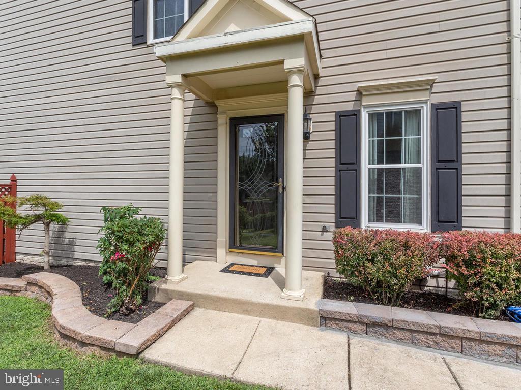 SEVEN OAKS - Residential