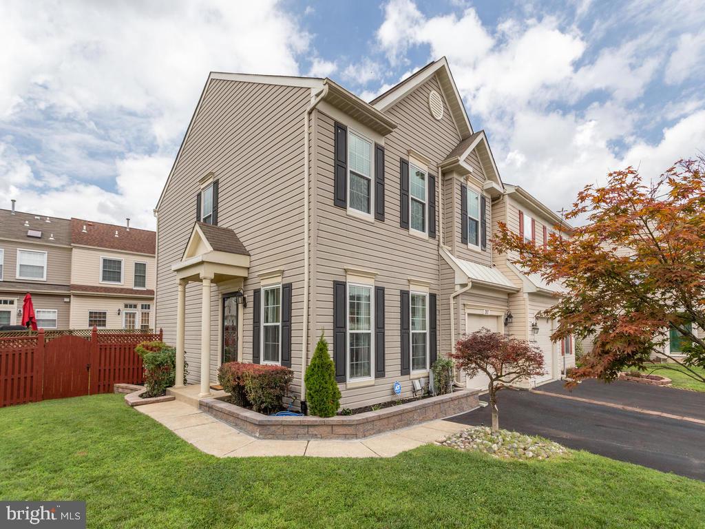 SEVEN OAKS - Residential