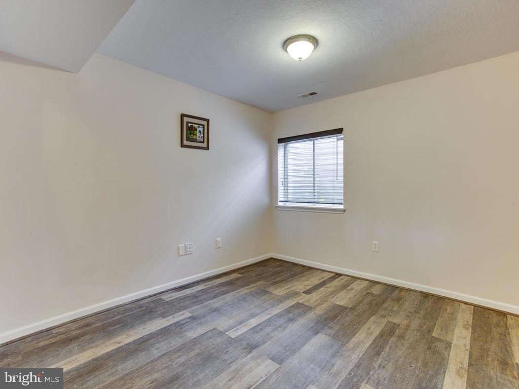 SEVEN OAKS - Residential