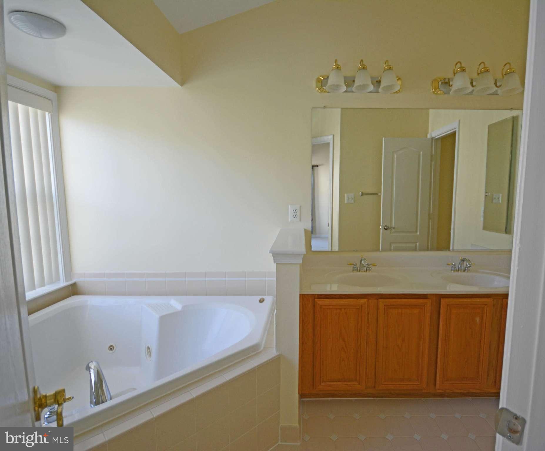 PROVIDENCE PARK - Residential