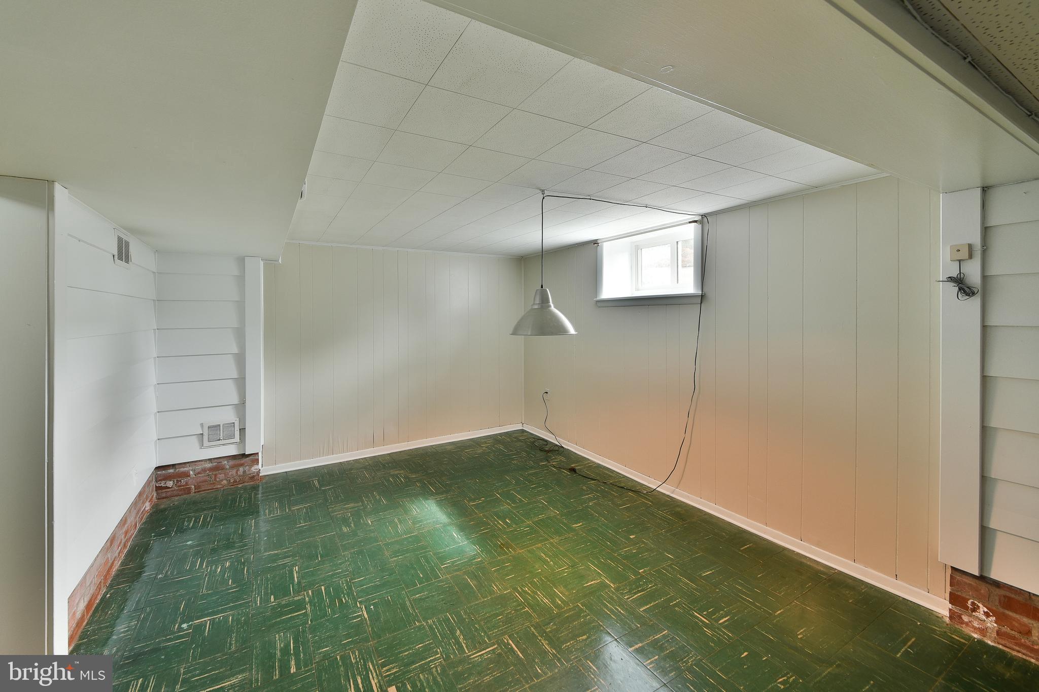 CASEY GDNS - Residential Lease