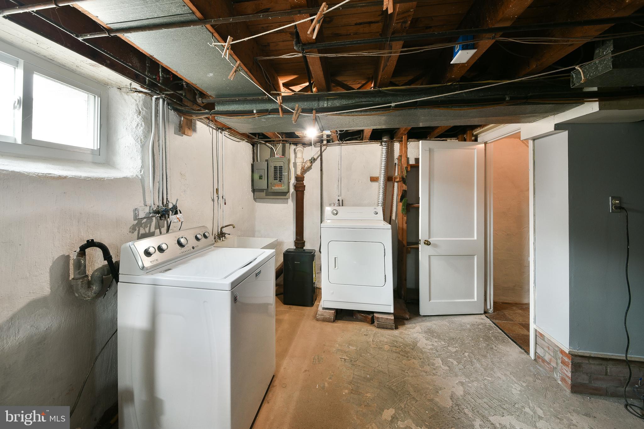 CASEY GDNS - Residential Lease