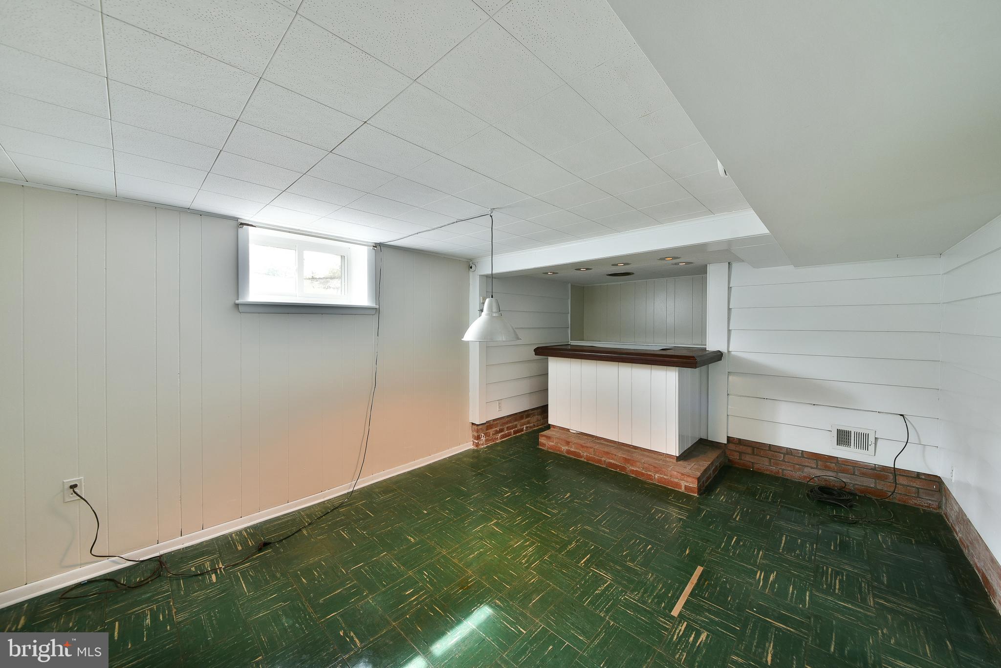 CASEY GDNS - Residential Lease