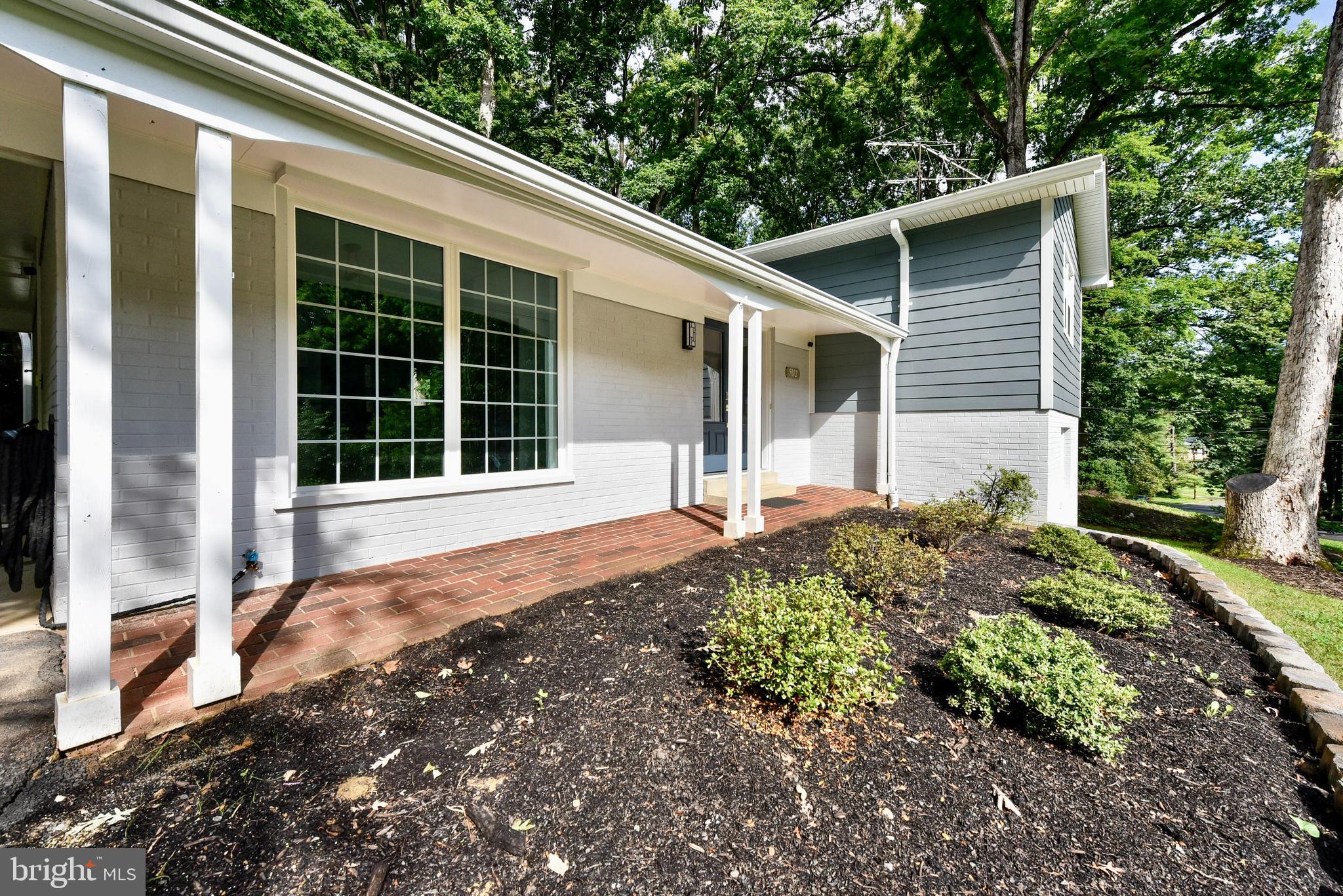 TALL OAKS - Residential Lease