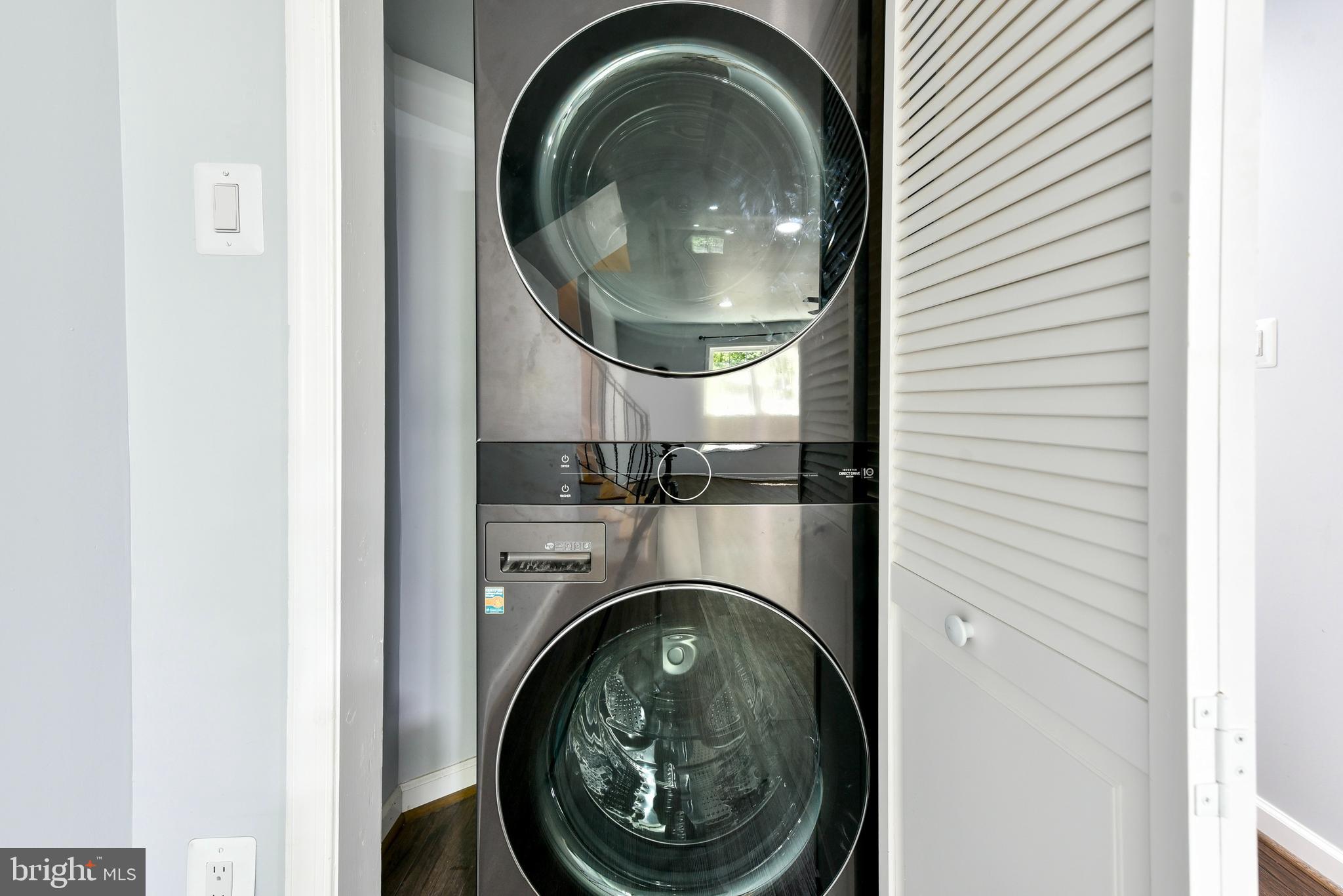 TALL OAKS - Residential Lease