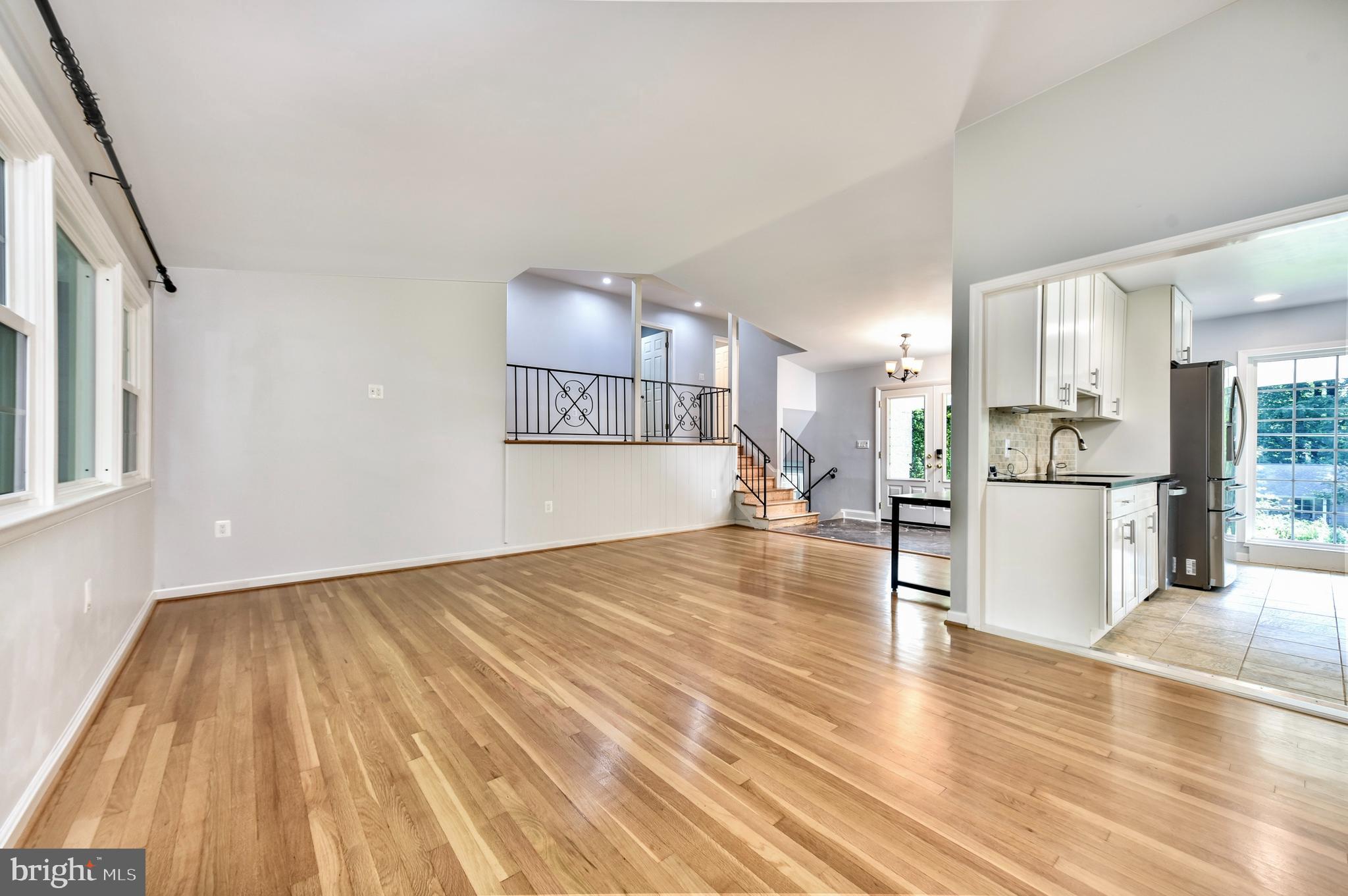 TALL OAKS - Residential Lease