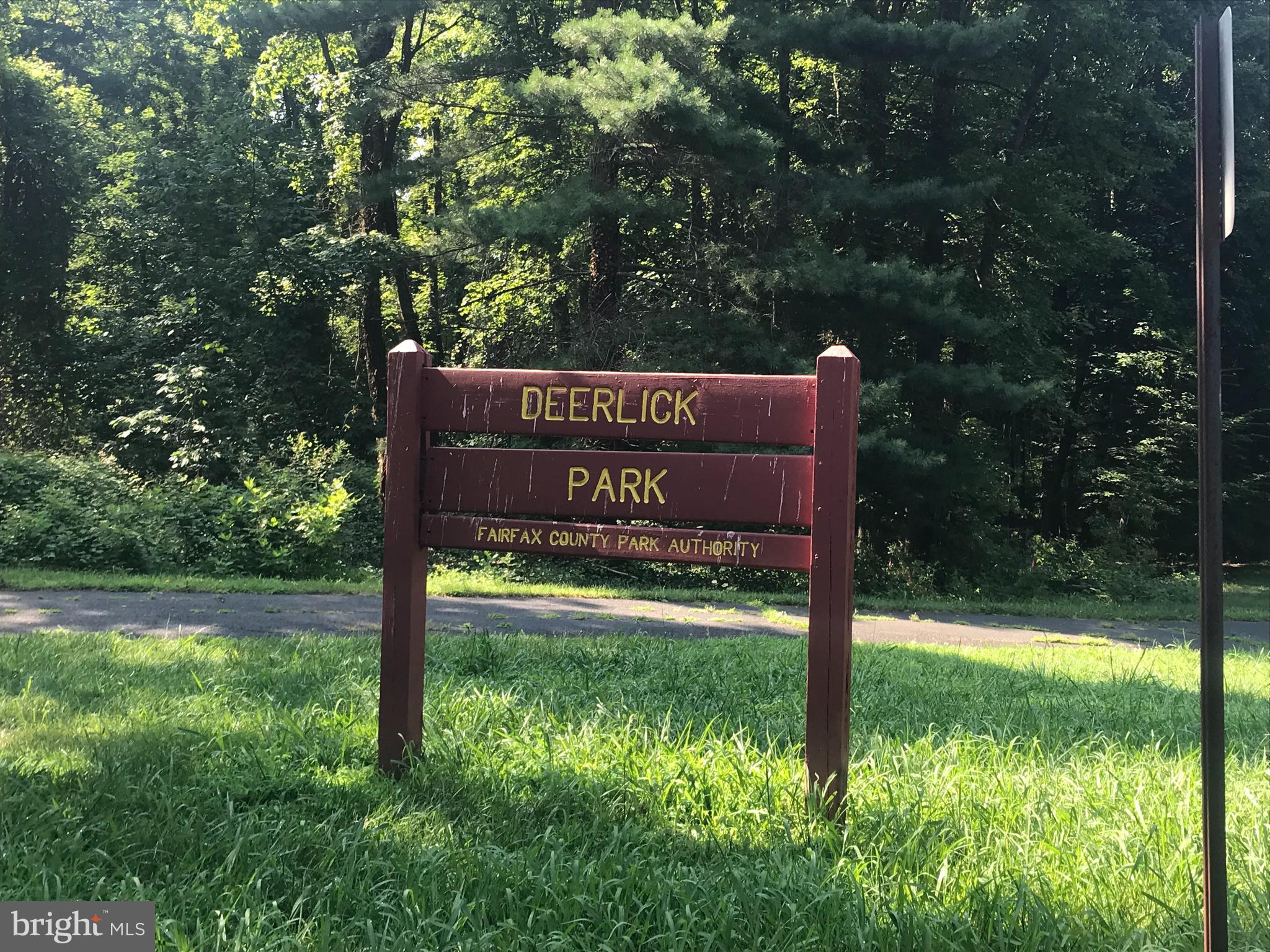 TALL OAKS - Residential Lease