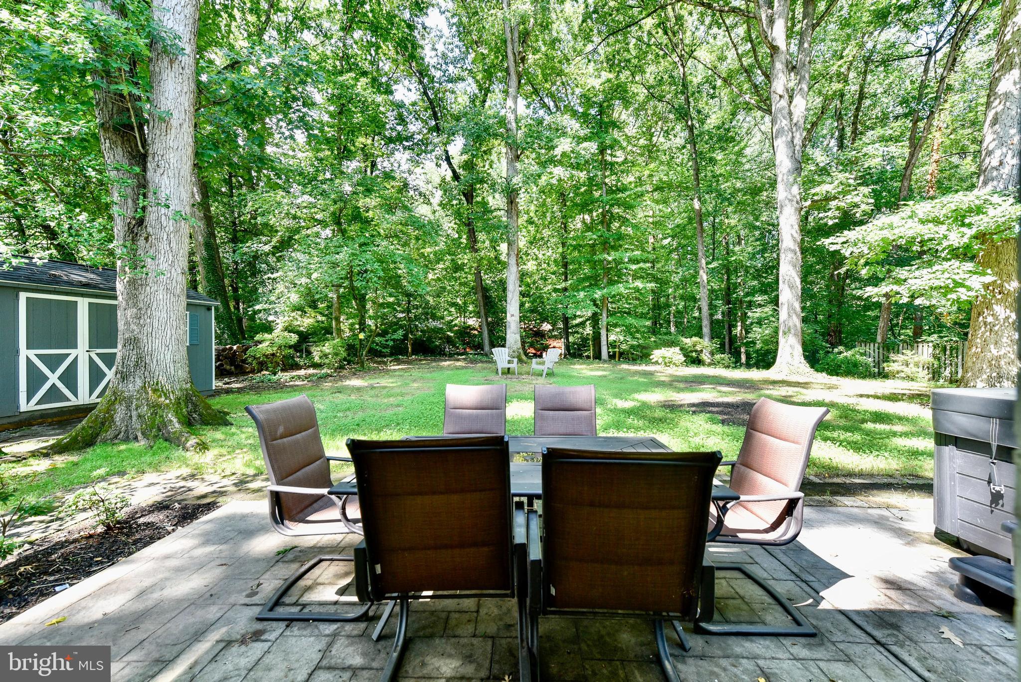 TALL OAKS - Residential Lease