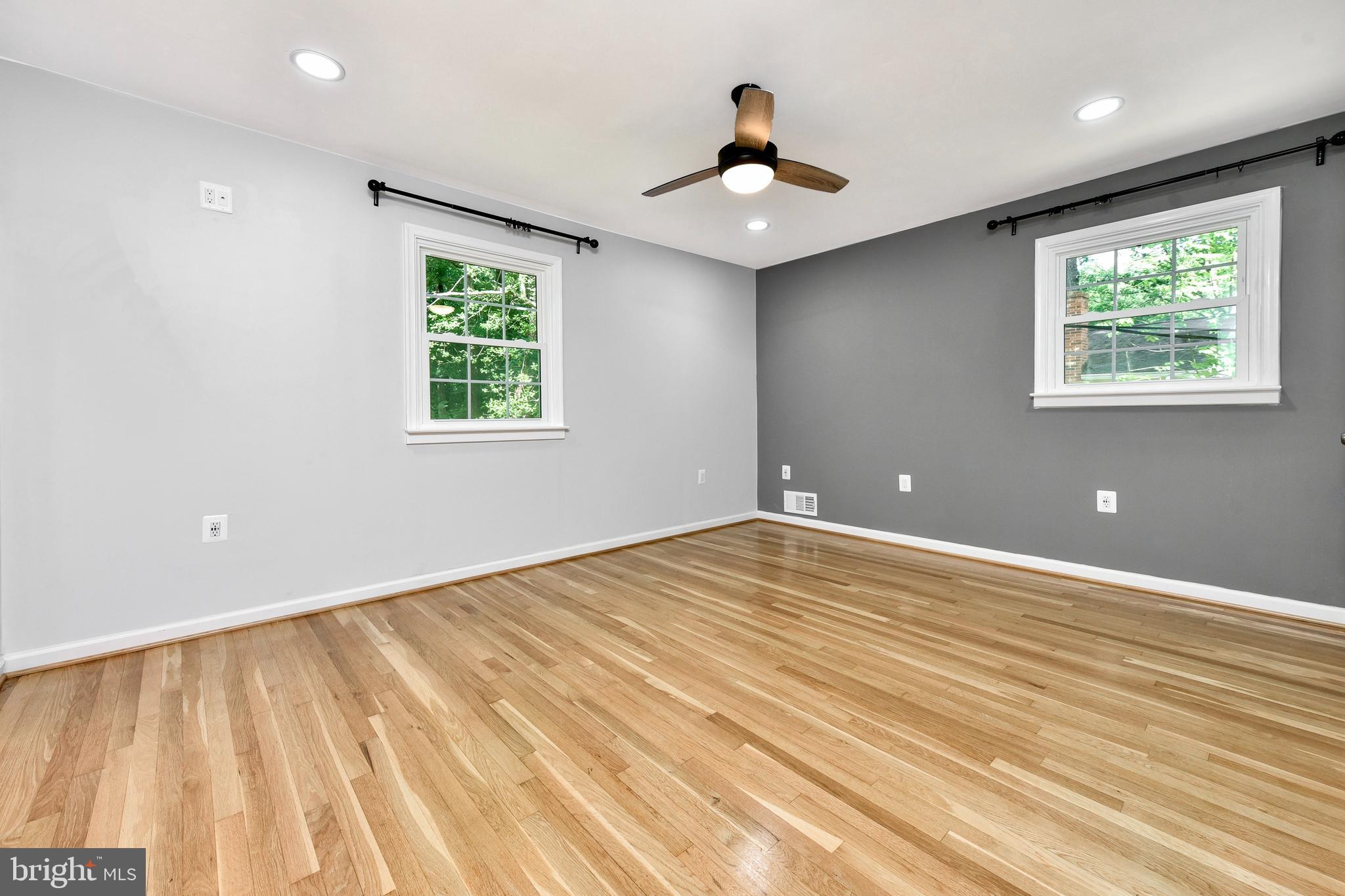 TALL OAKS - Residential Lease