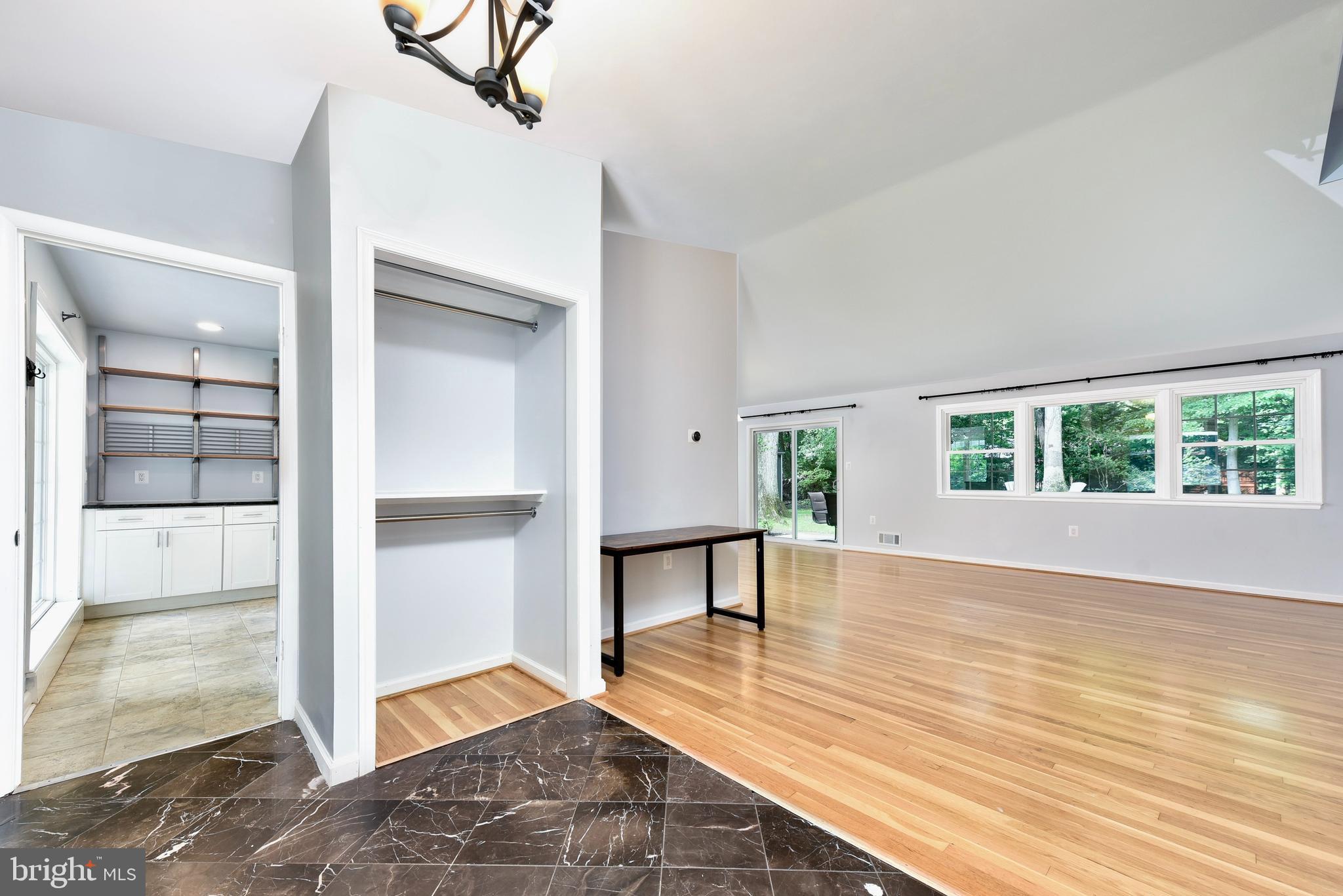 TALL OAKS - Residential Lease