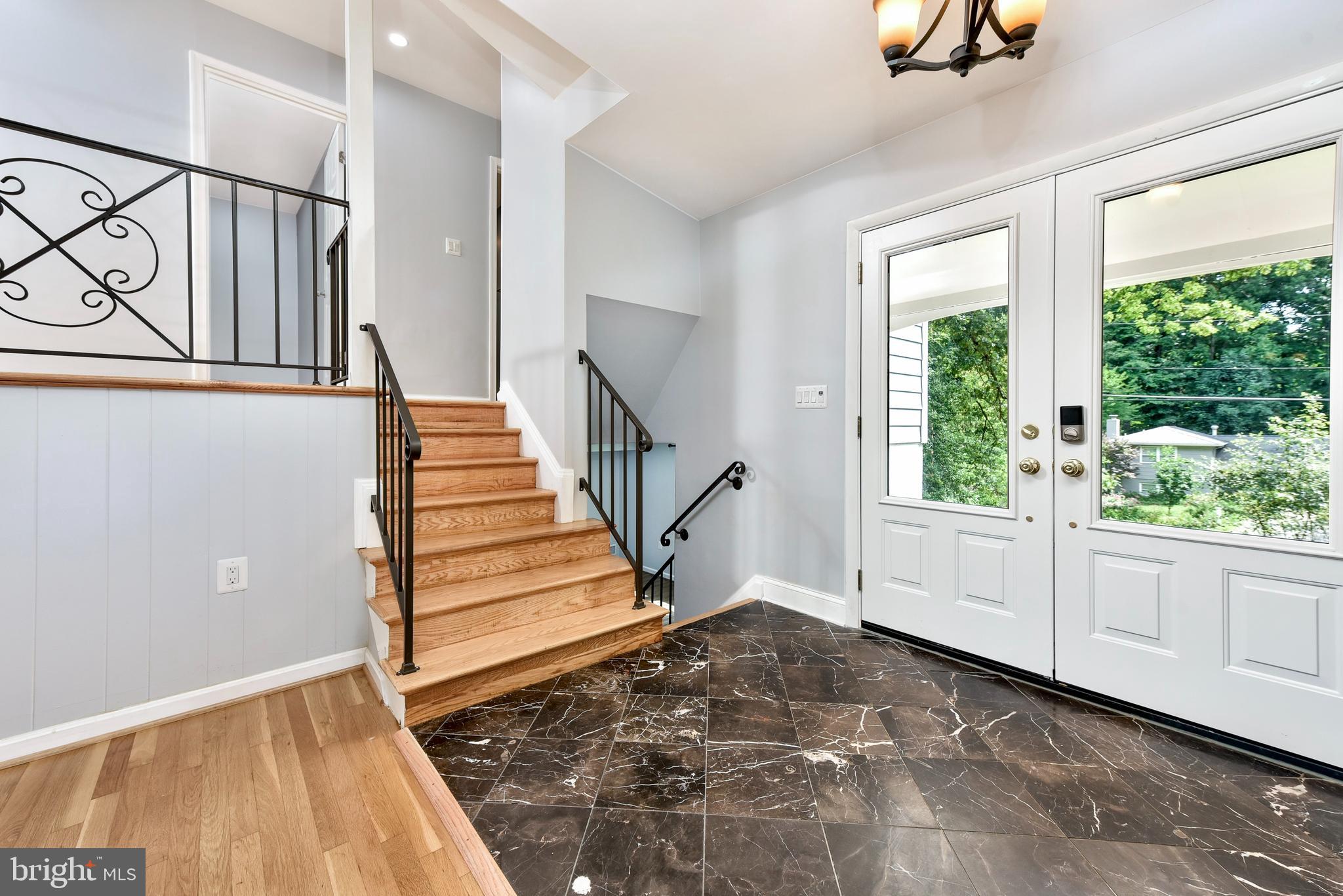 TALL OAKS - Residential Lease