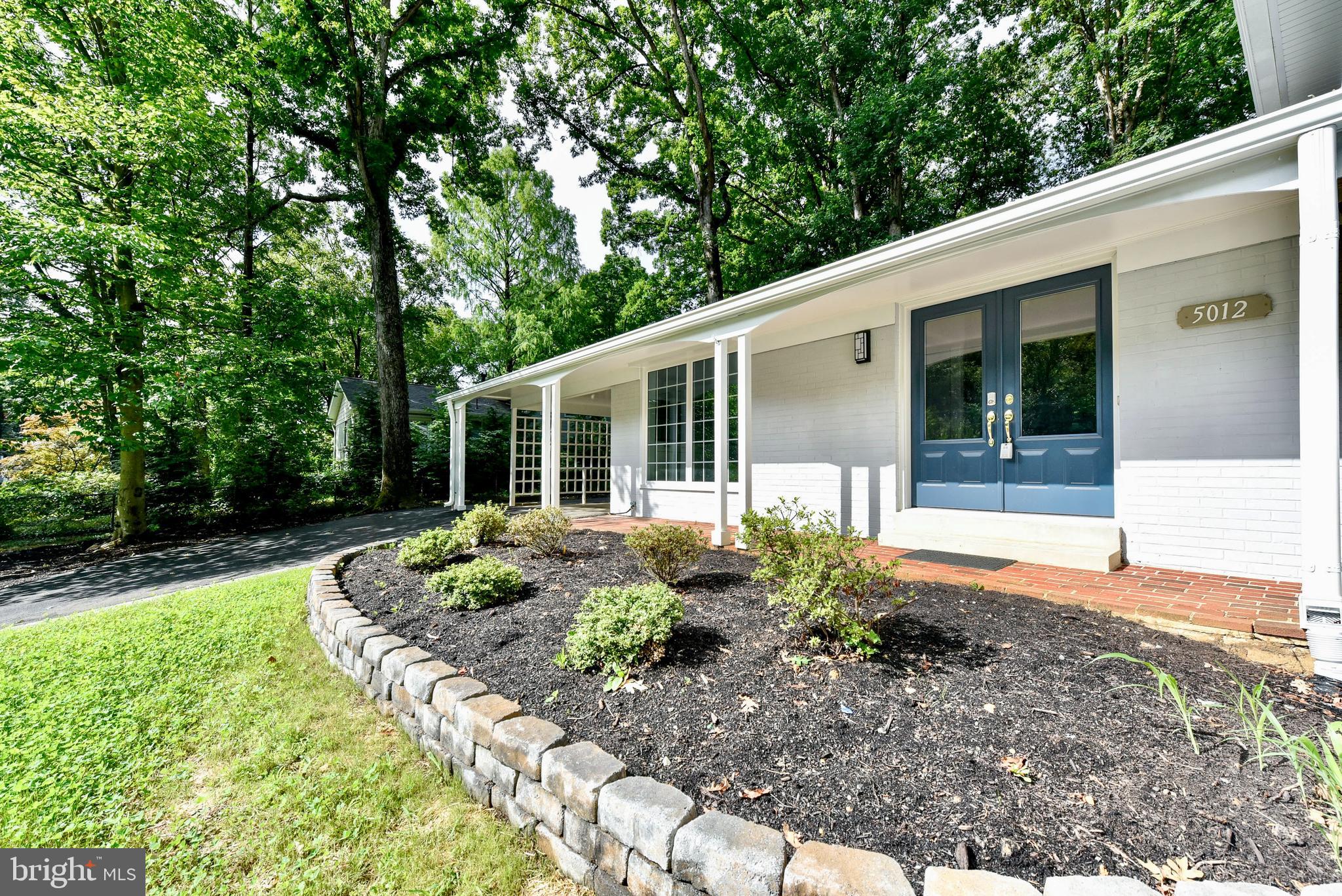 TALL OAKS - Residential Lease