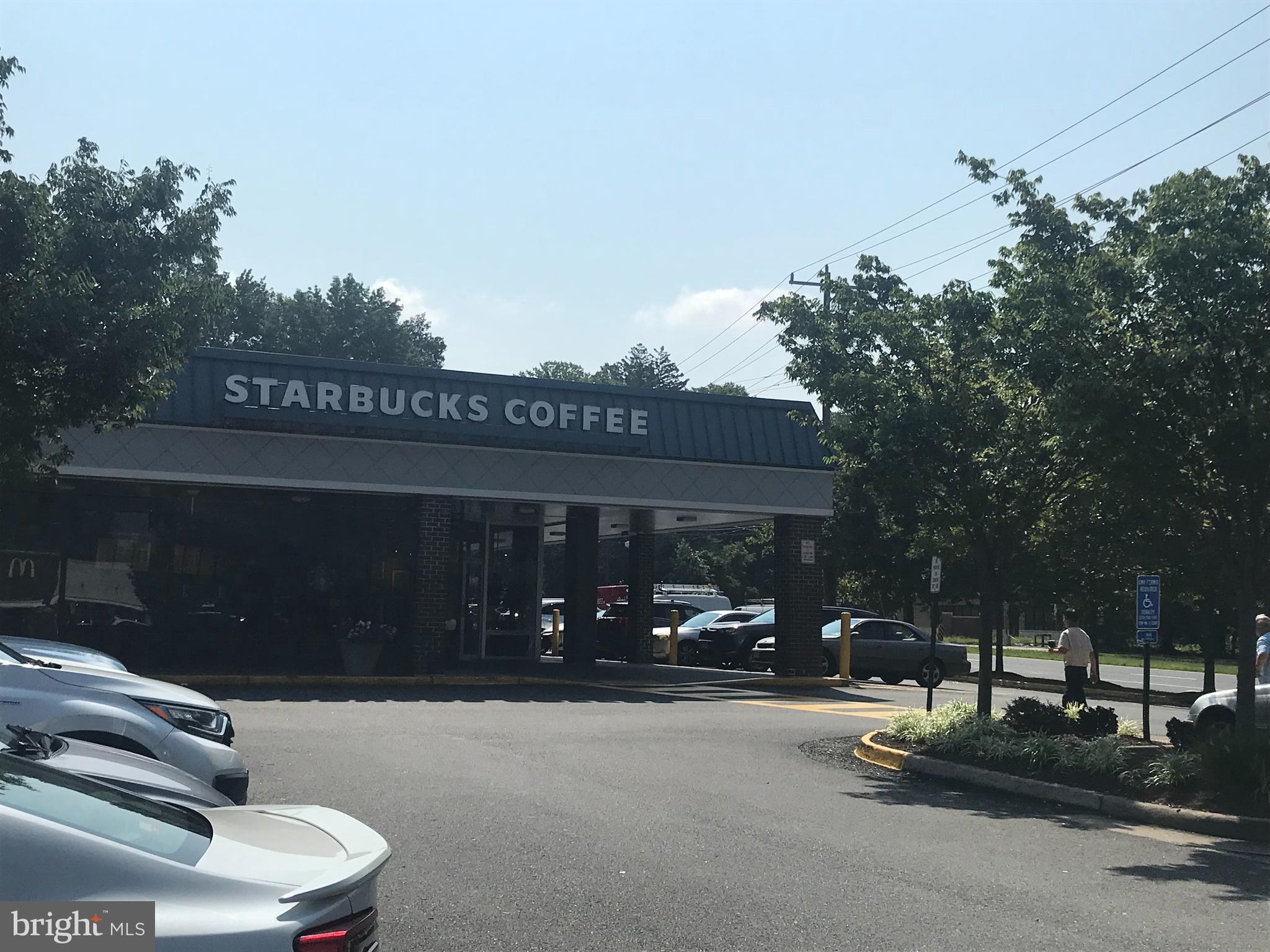 TALL OAKS - Residential Lease