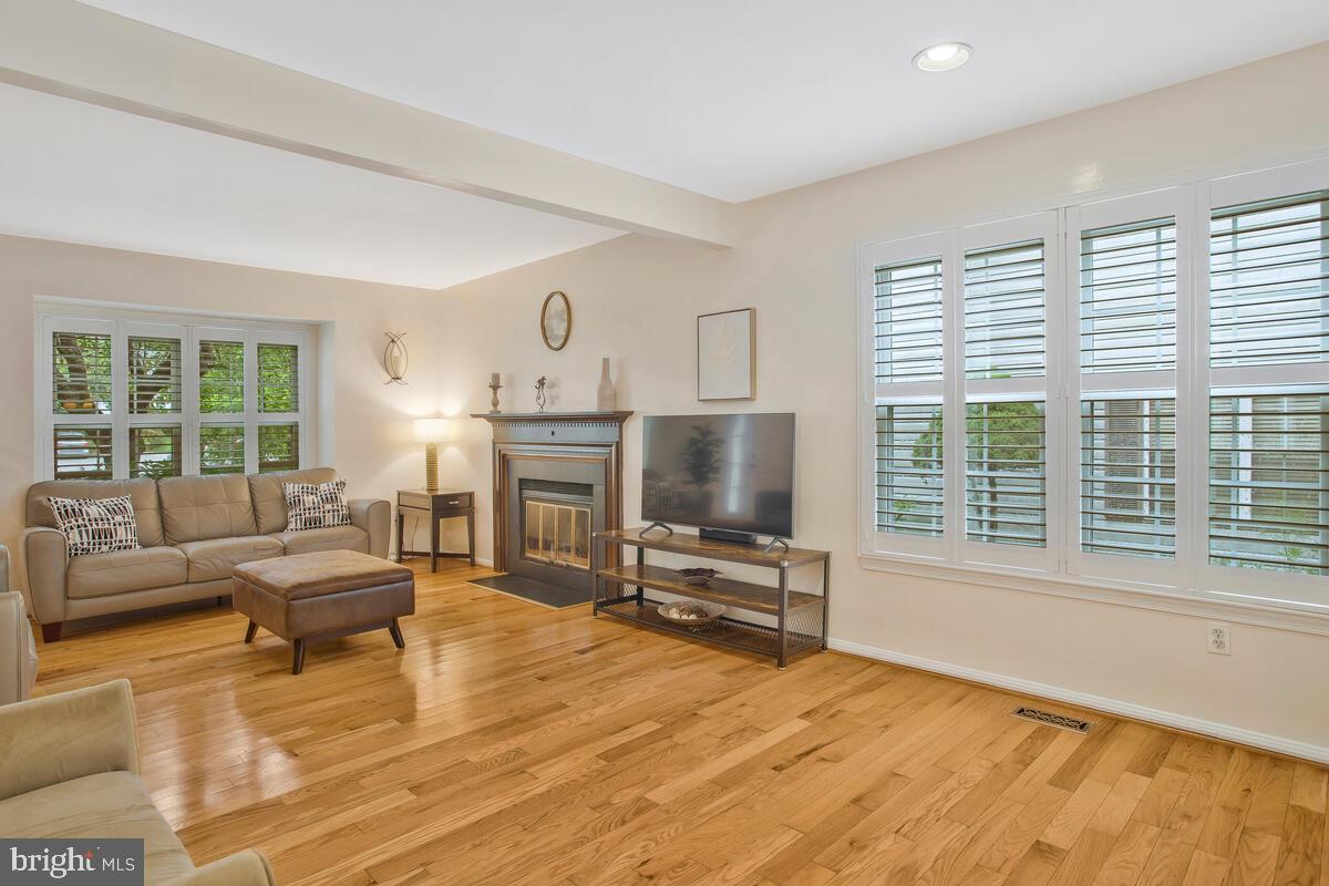 VILLAGE OF HICKORY RIDGE - Residential Lease