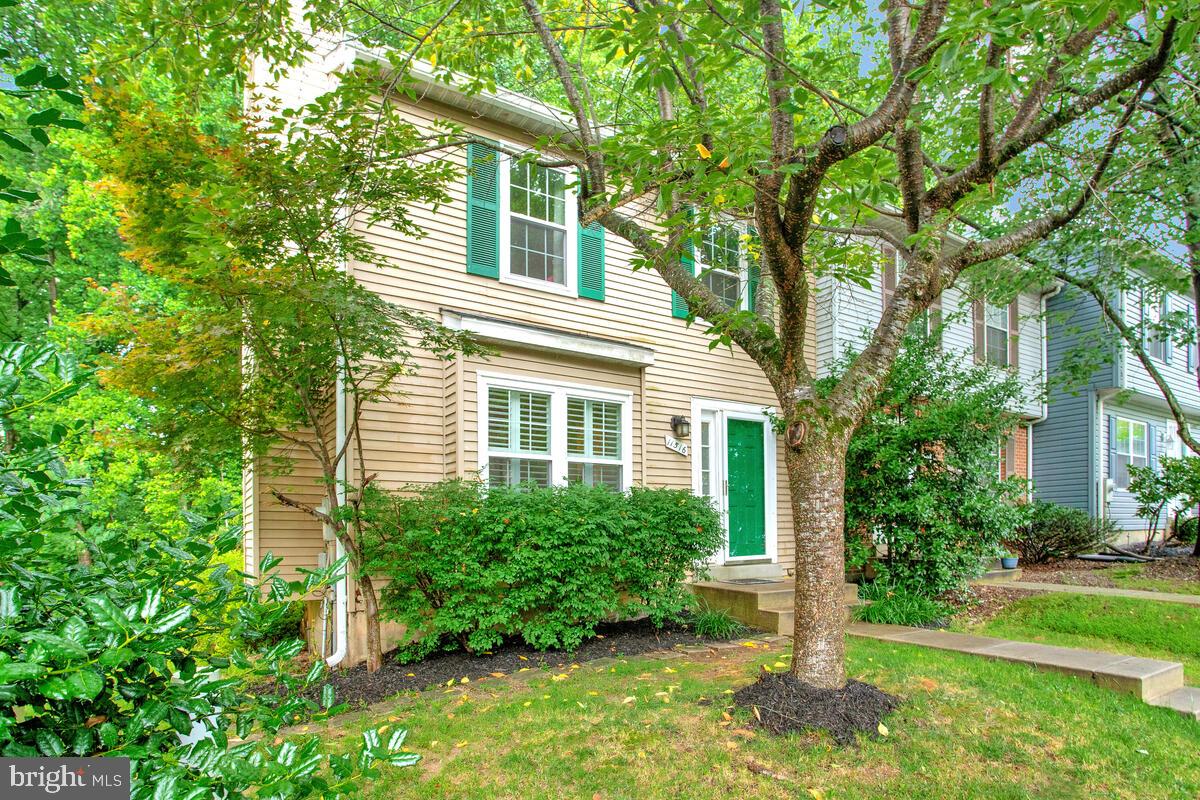 VILLAGE OF HICKORY RIDGE - Residential Lease