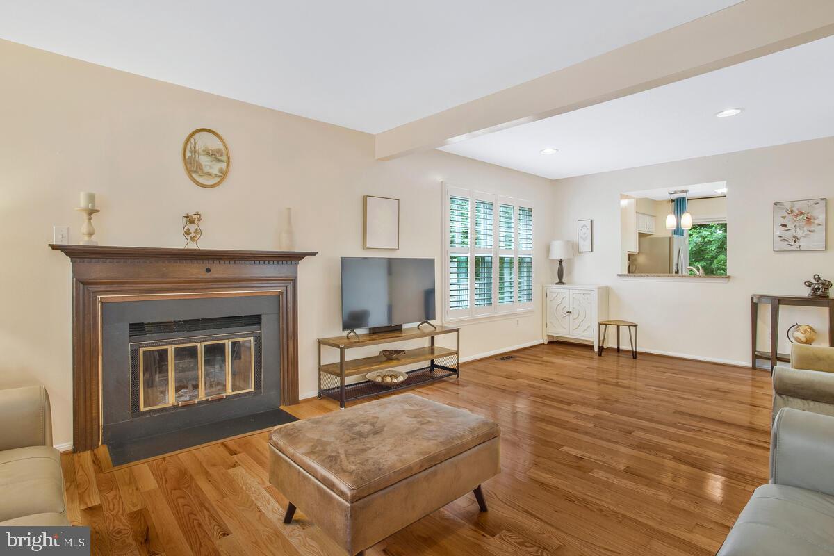 VILLAGE OF HICKORY RIDGE - Residential Lease