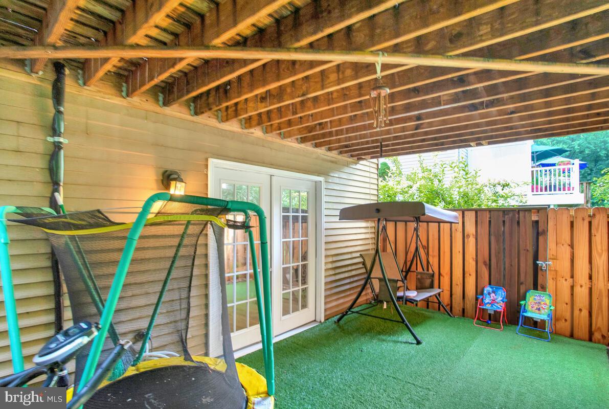 VILLAGE OF HICKORY RIDGE - Residential Lease