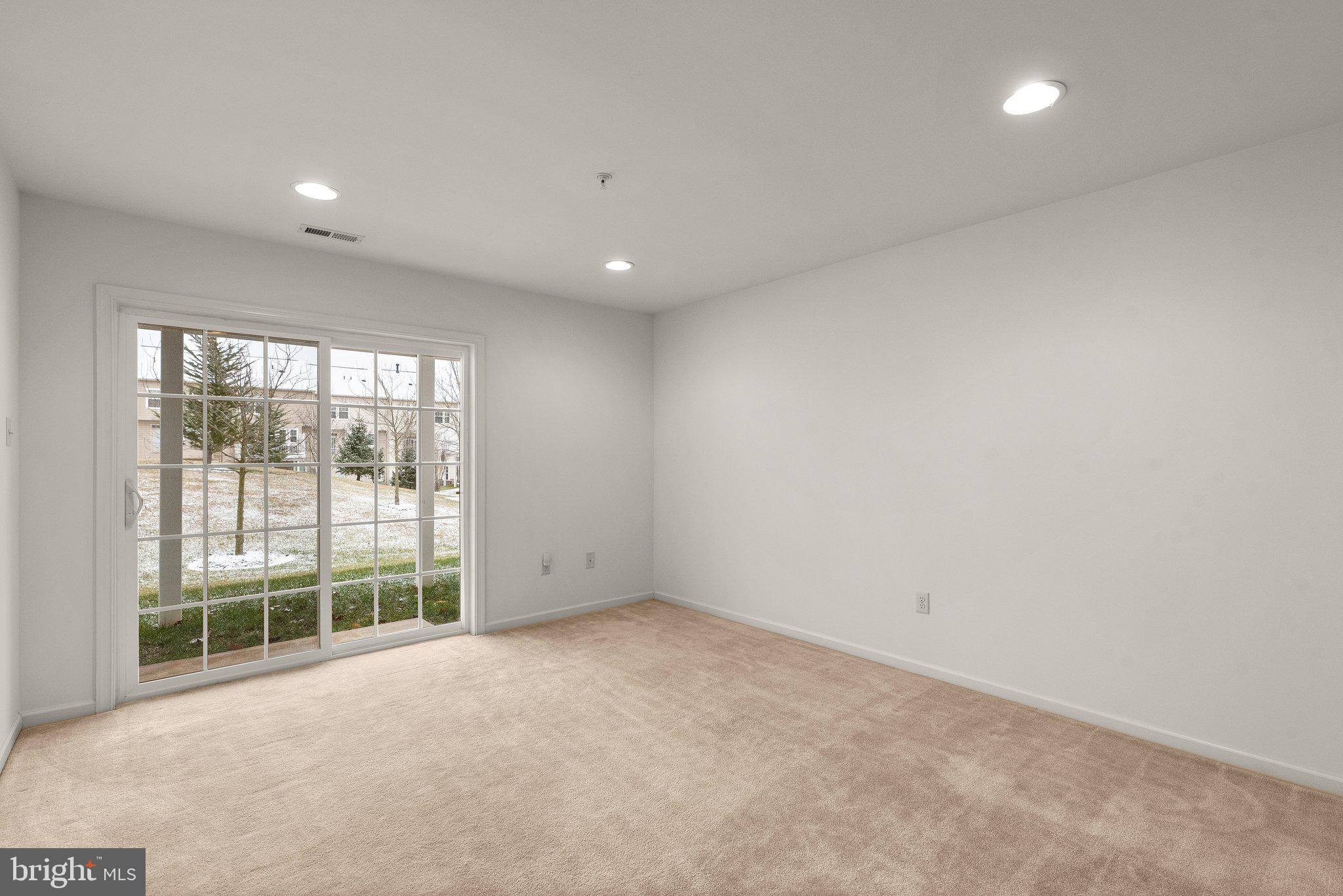 EMERSON - Residential