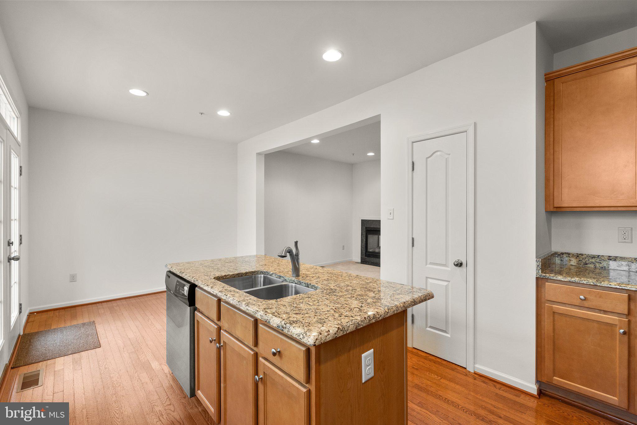 EMERSON - Residential