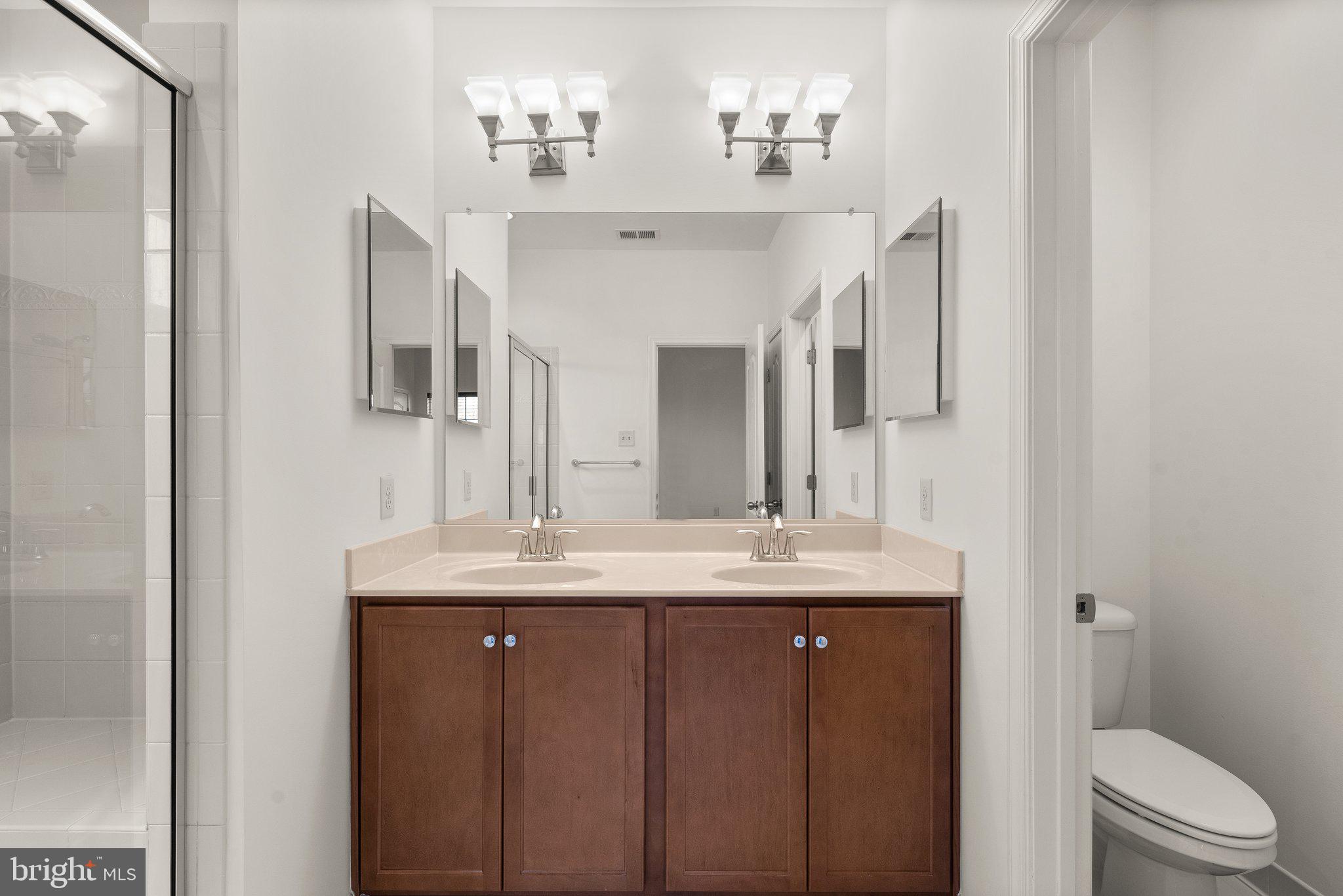 EMERSON - Residential