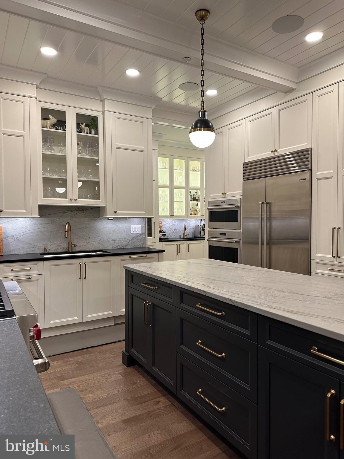 RABBIT RUN CREEK - Residential